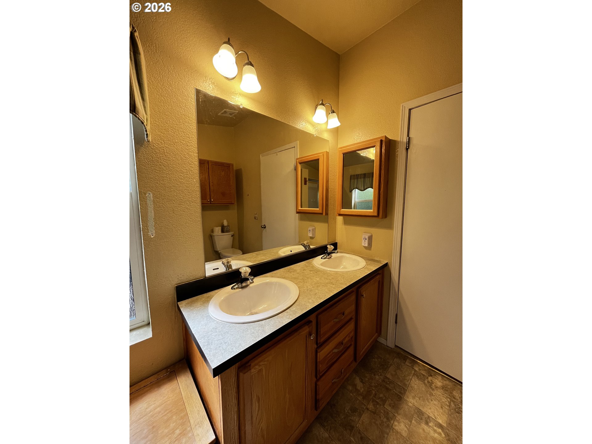 148 Outer Dr Property Photo 26