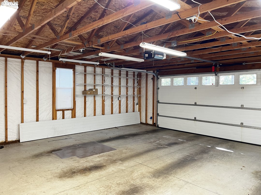 148 Outer Dr Property Photo 32