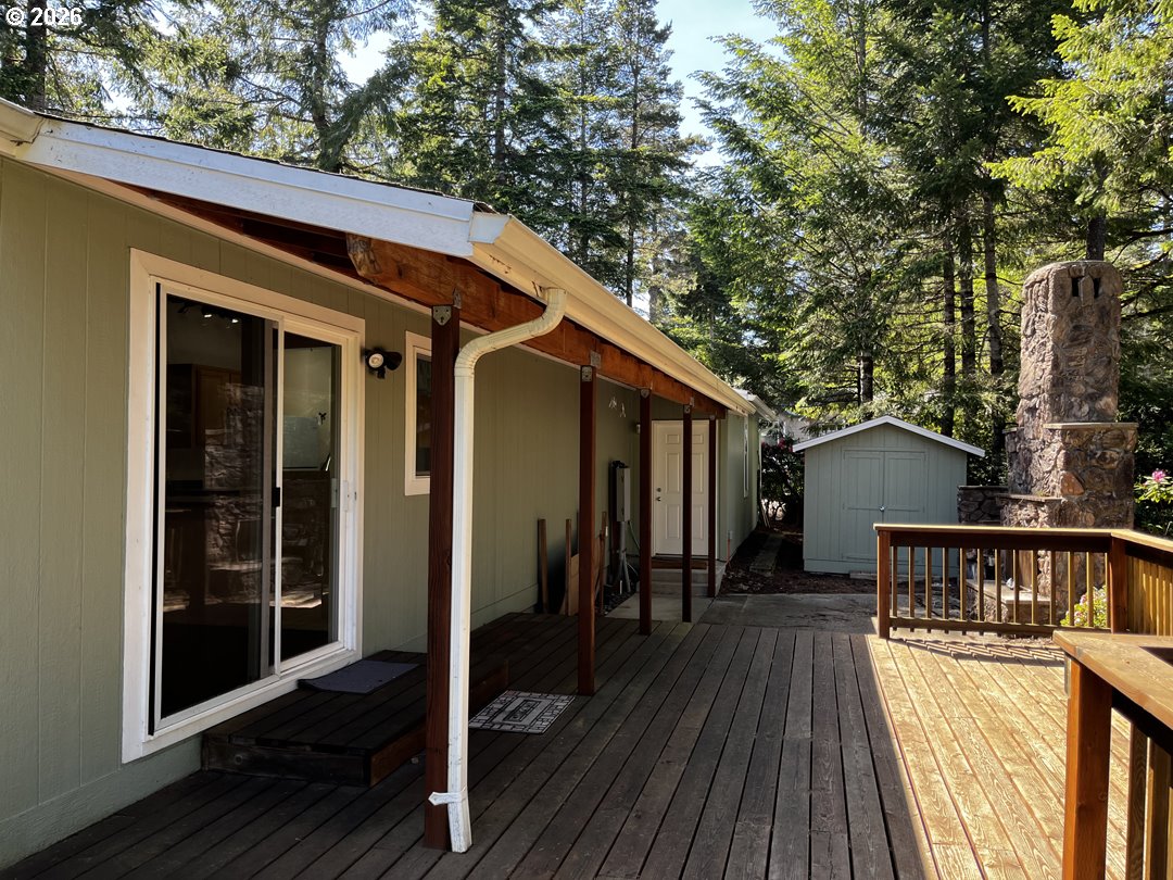 148 Outer Dr Property Photo 39