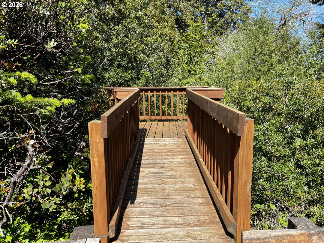 148 Outer Dr Property Photo 42