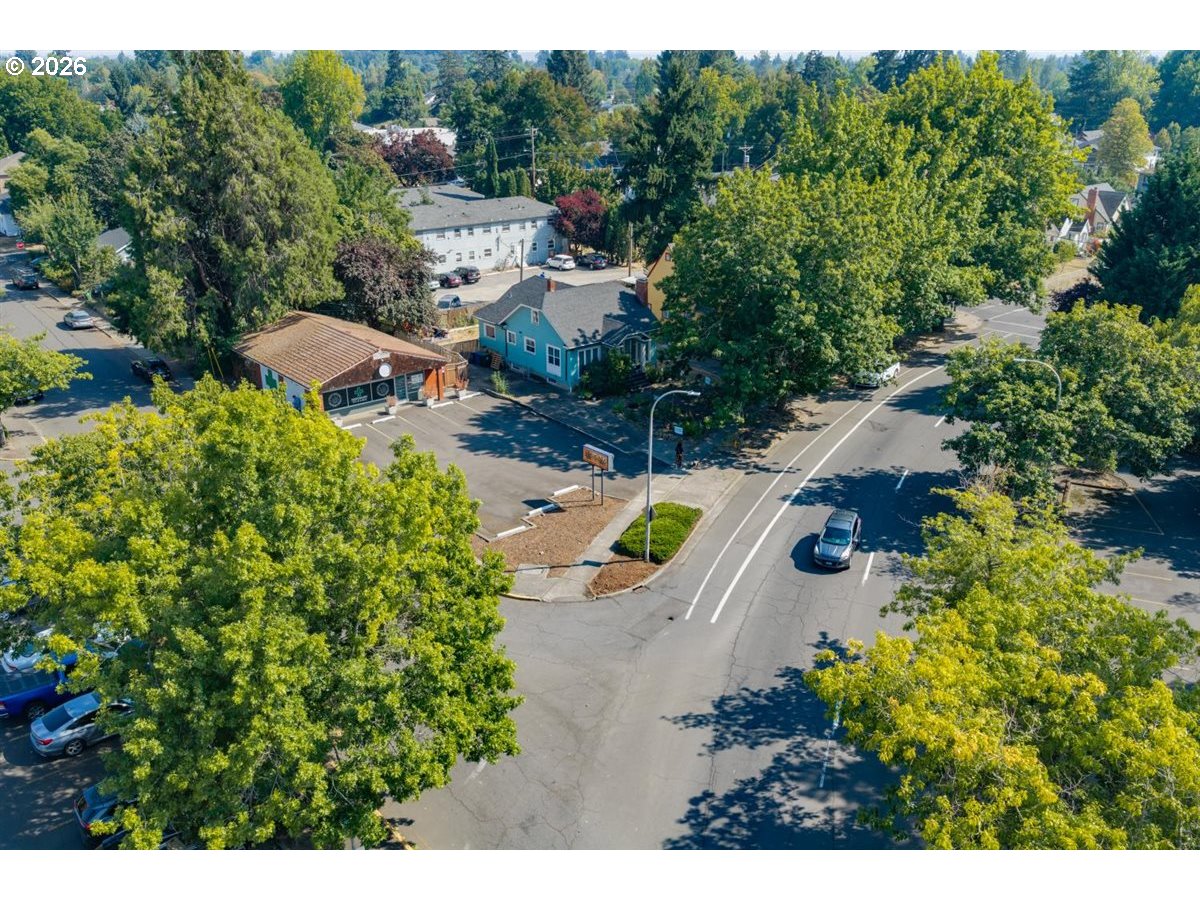 1890 Capitol St Ne Property Photo 3