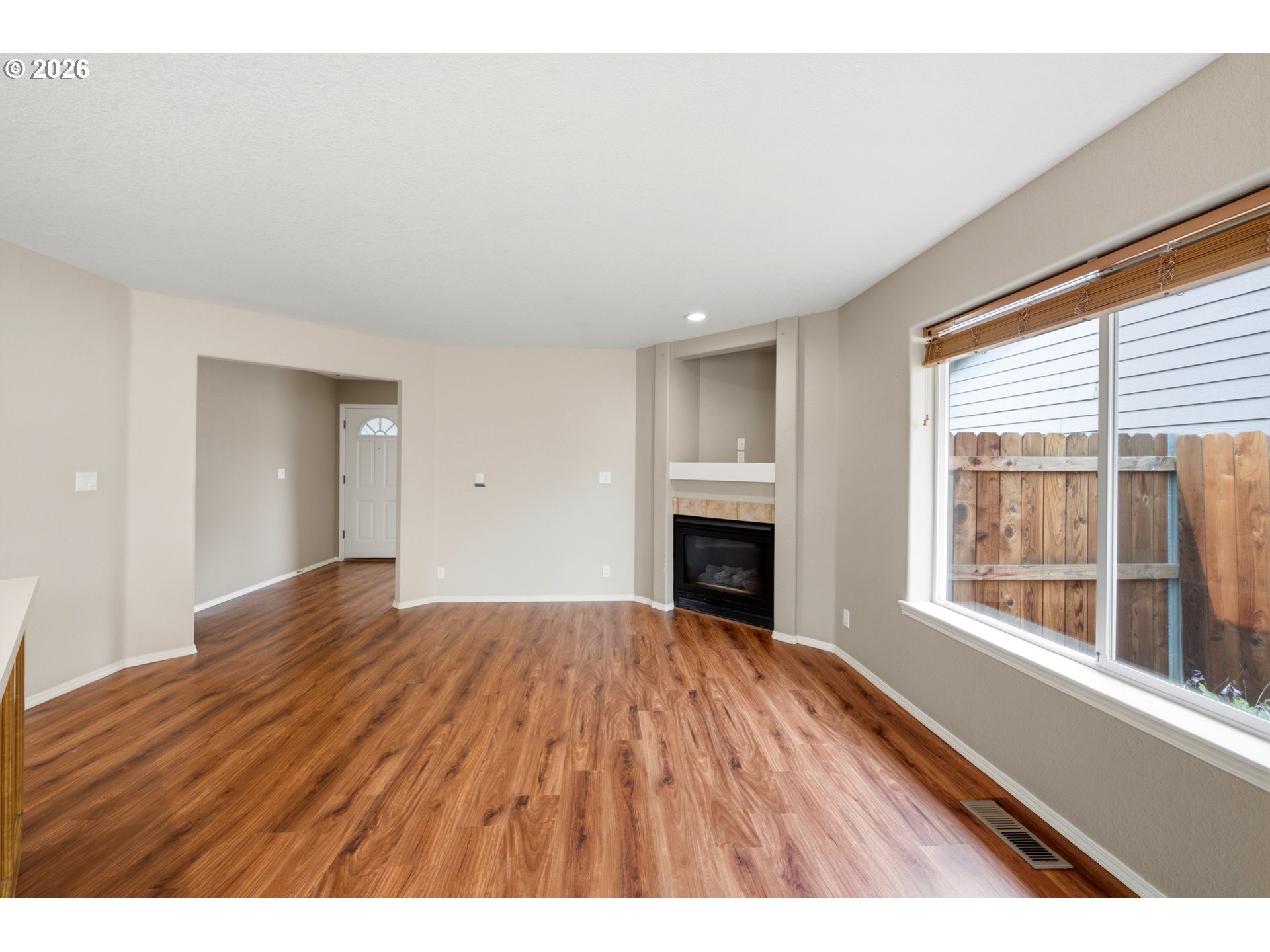 7368 Meadowglen St Property Photo 9