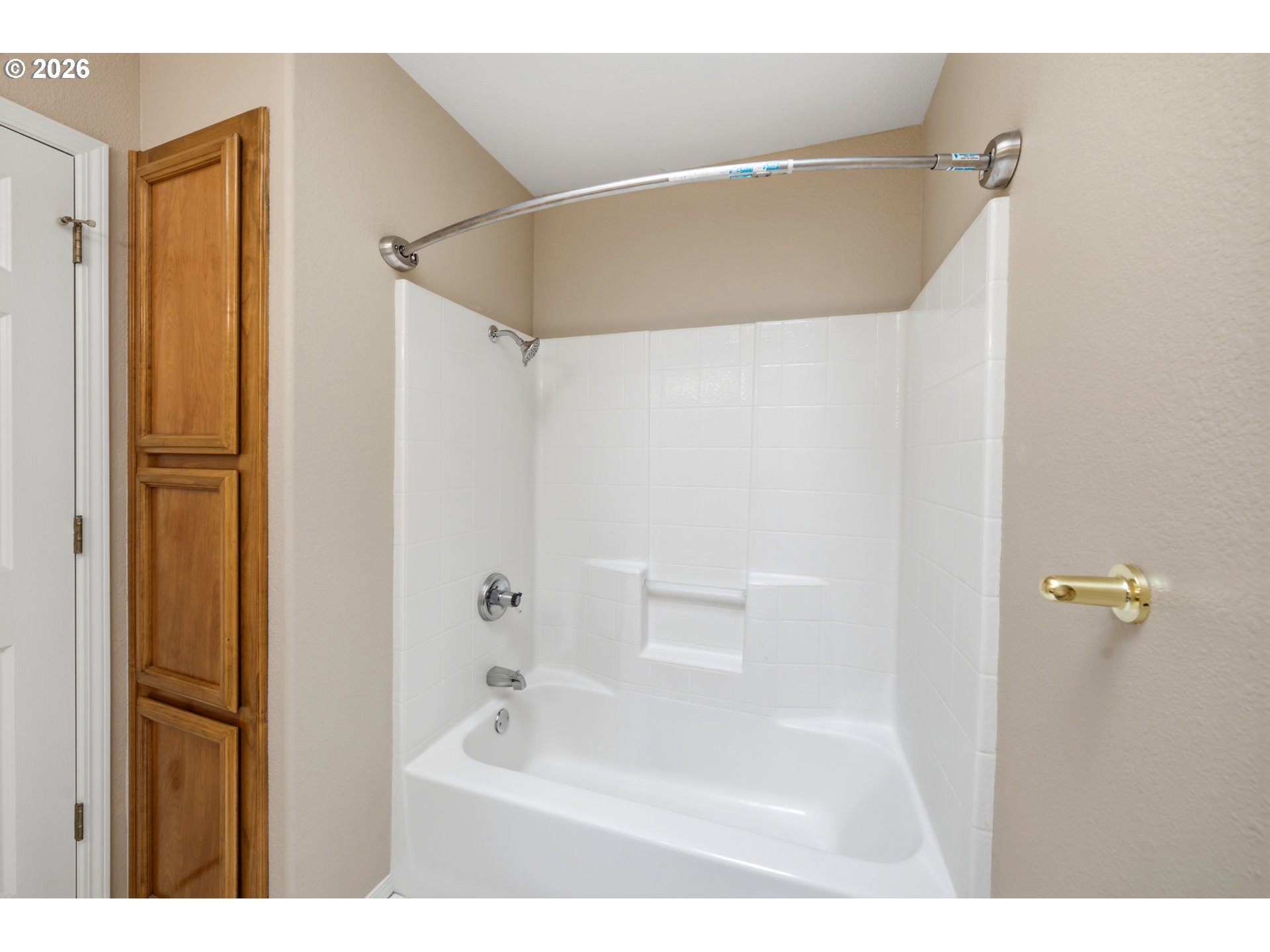7368 Meadowglen St Property Photo 24