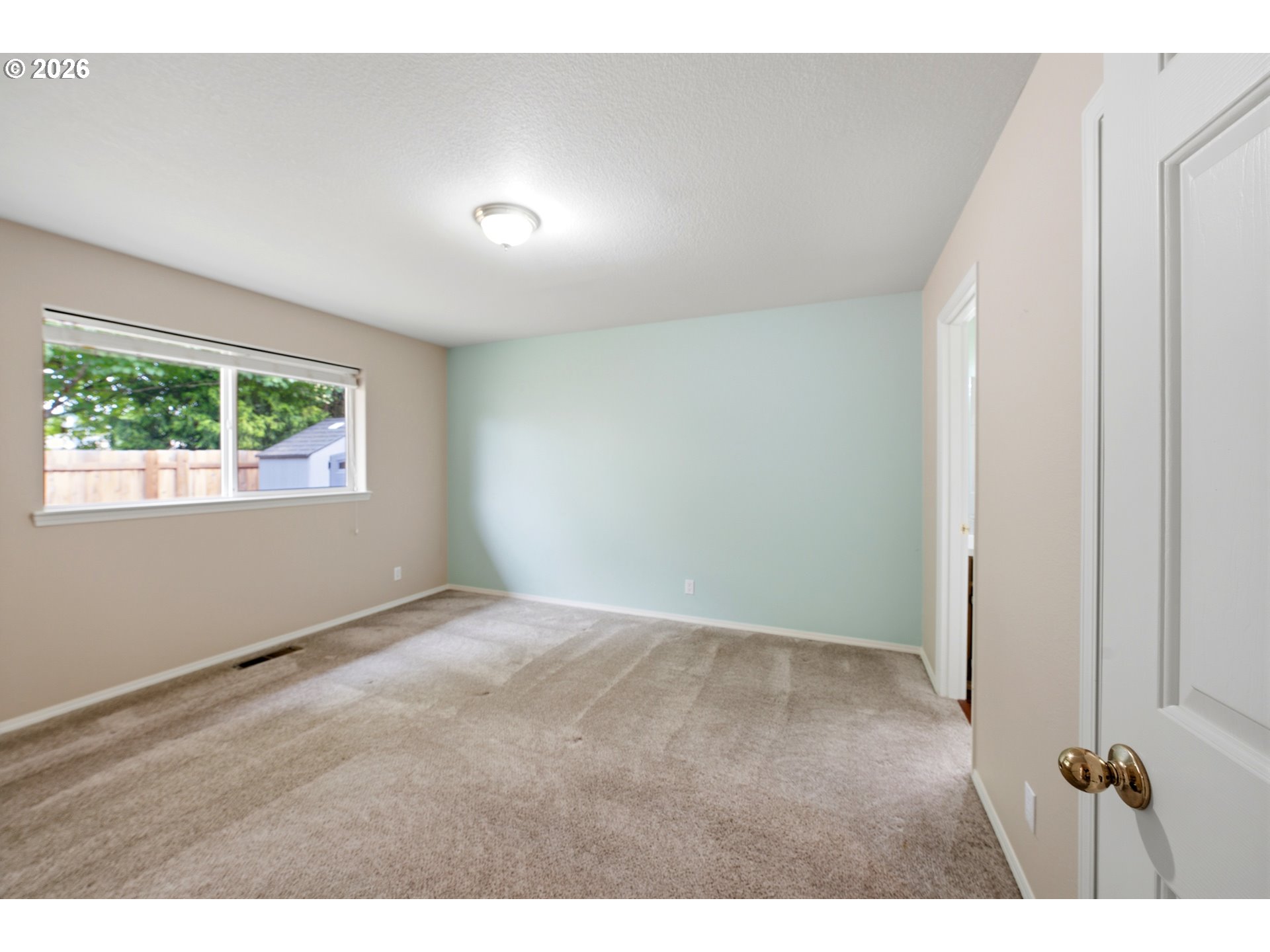 7368 Meadowglen St Property Photo 26