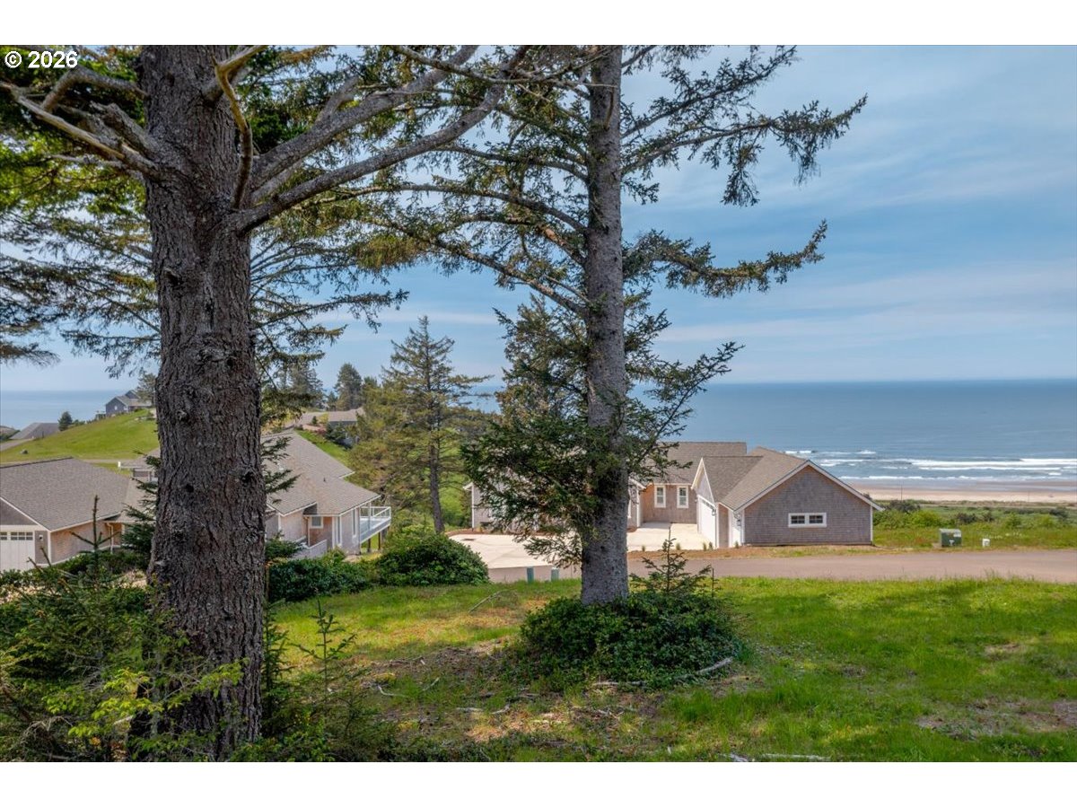 76 Megans View Pt Property Photo 1