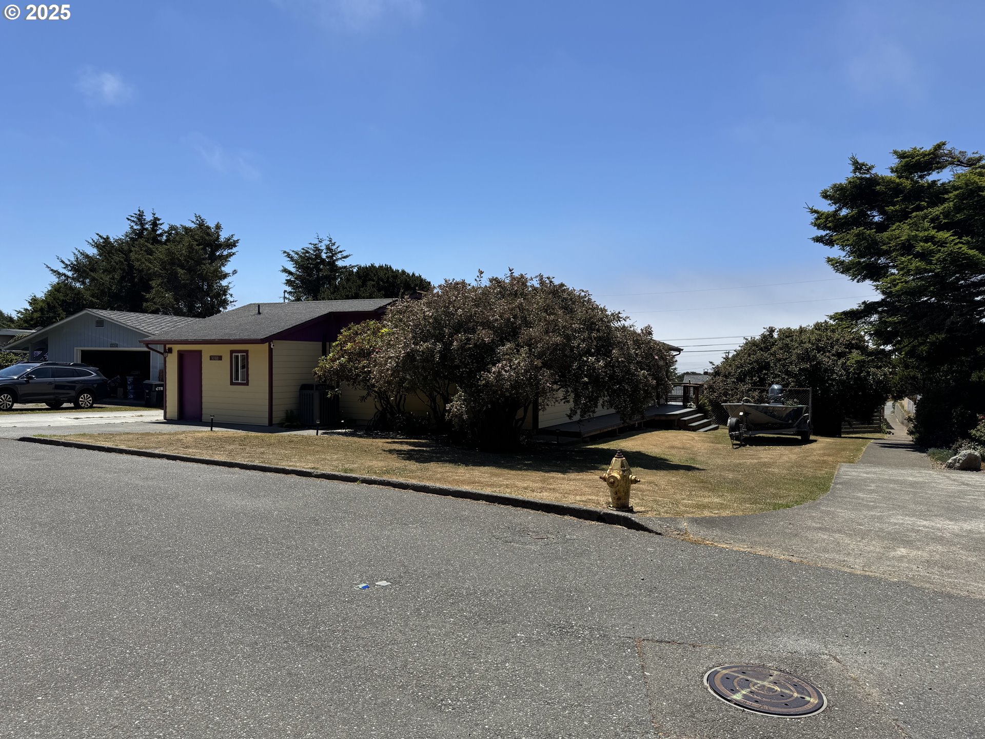 30388 Hillside Ter Property Photo 3