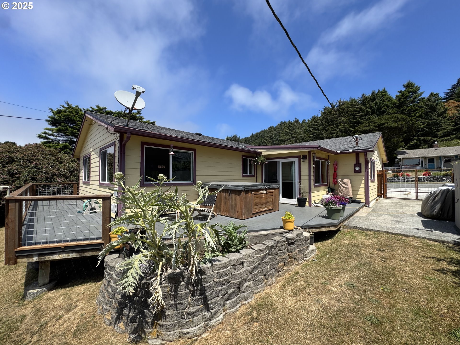 30388 Hillside Ter Property Photo 8