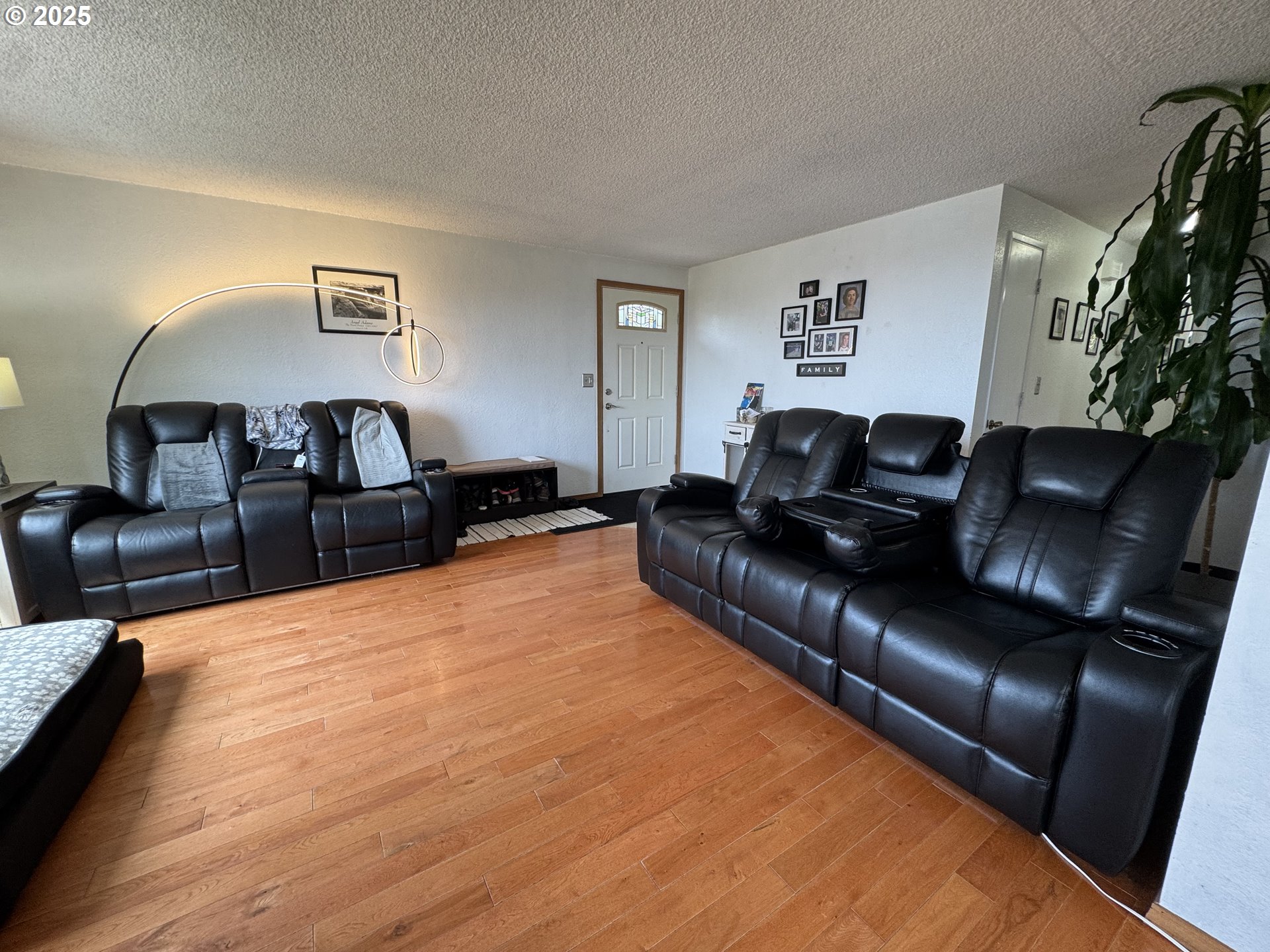 30388 Hillside Ter Property Photo 15
