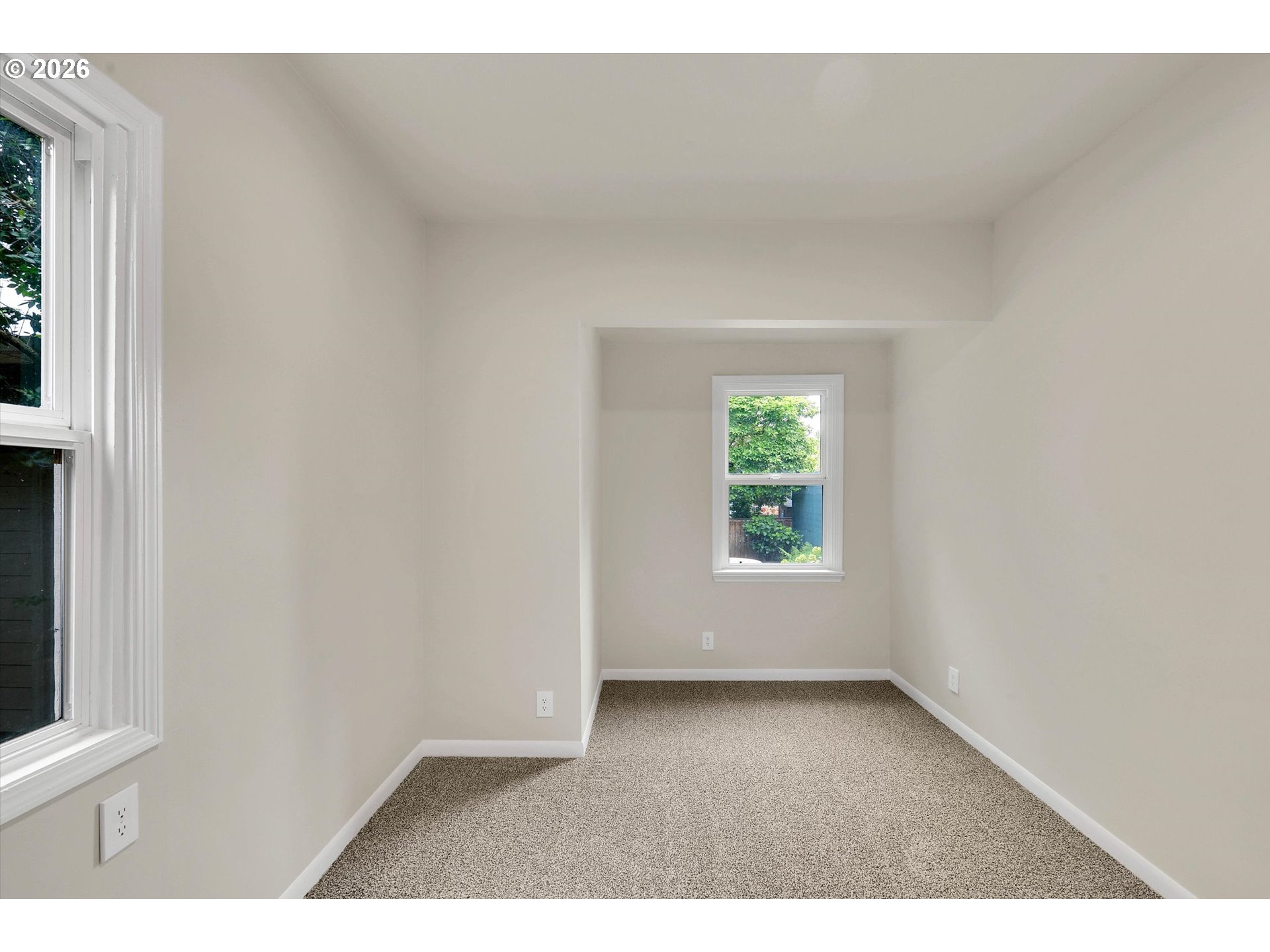 4030 Se Main St Property Photo 18