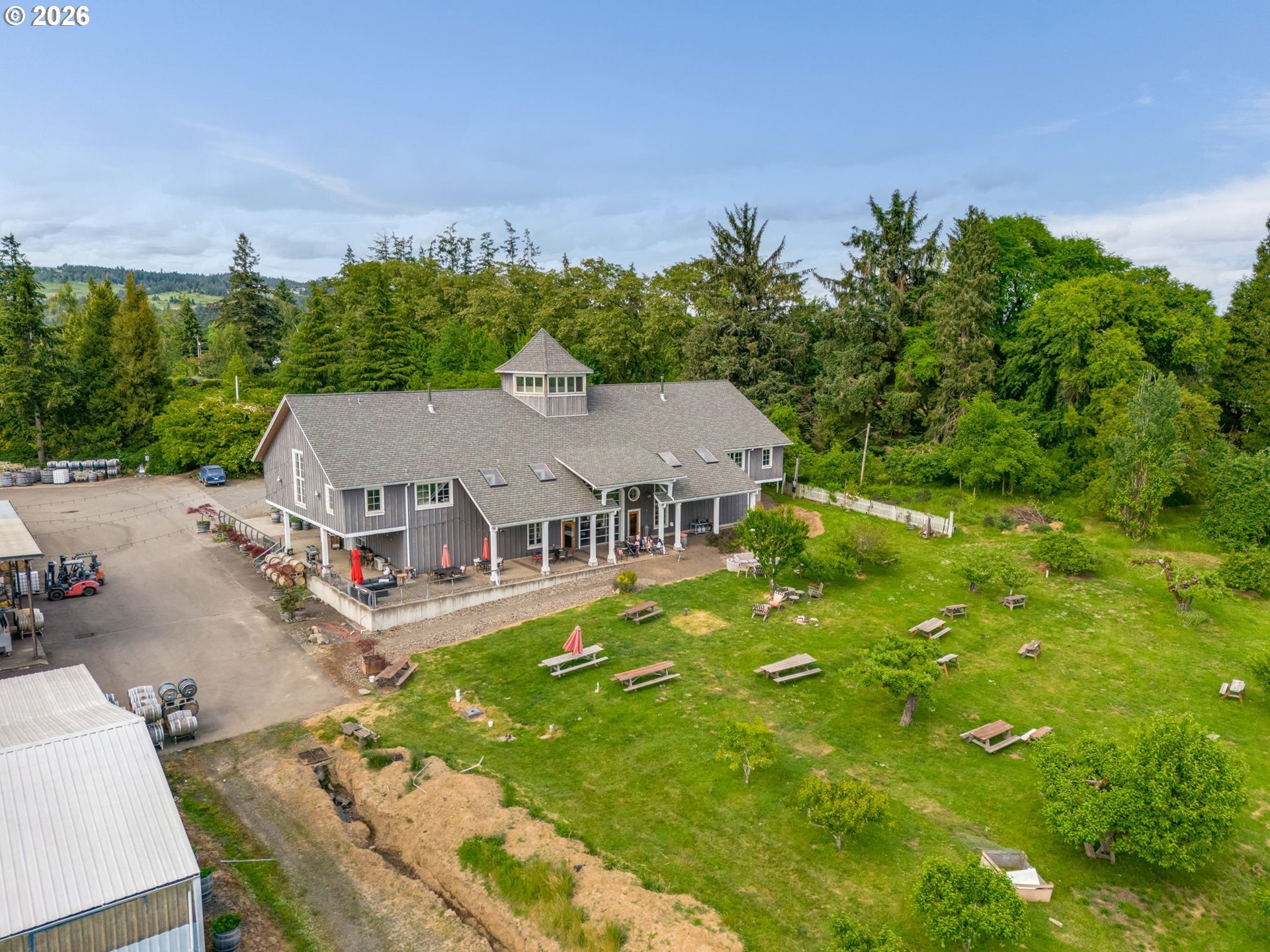 8379 Champoeg Rd Property Photo 27
