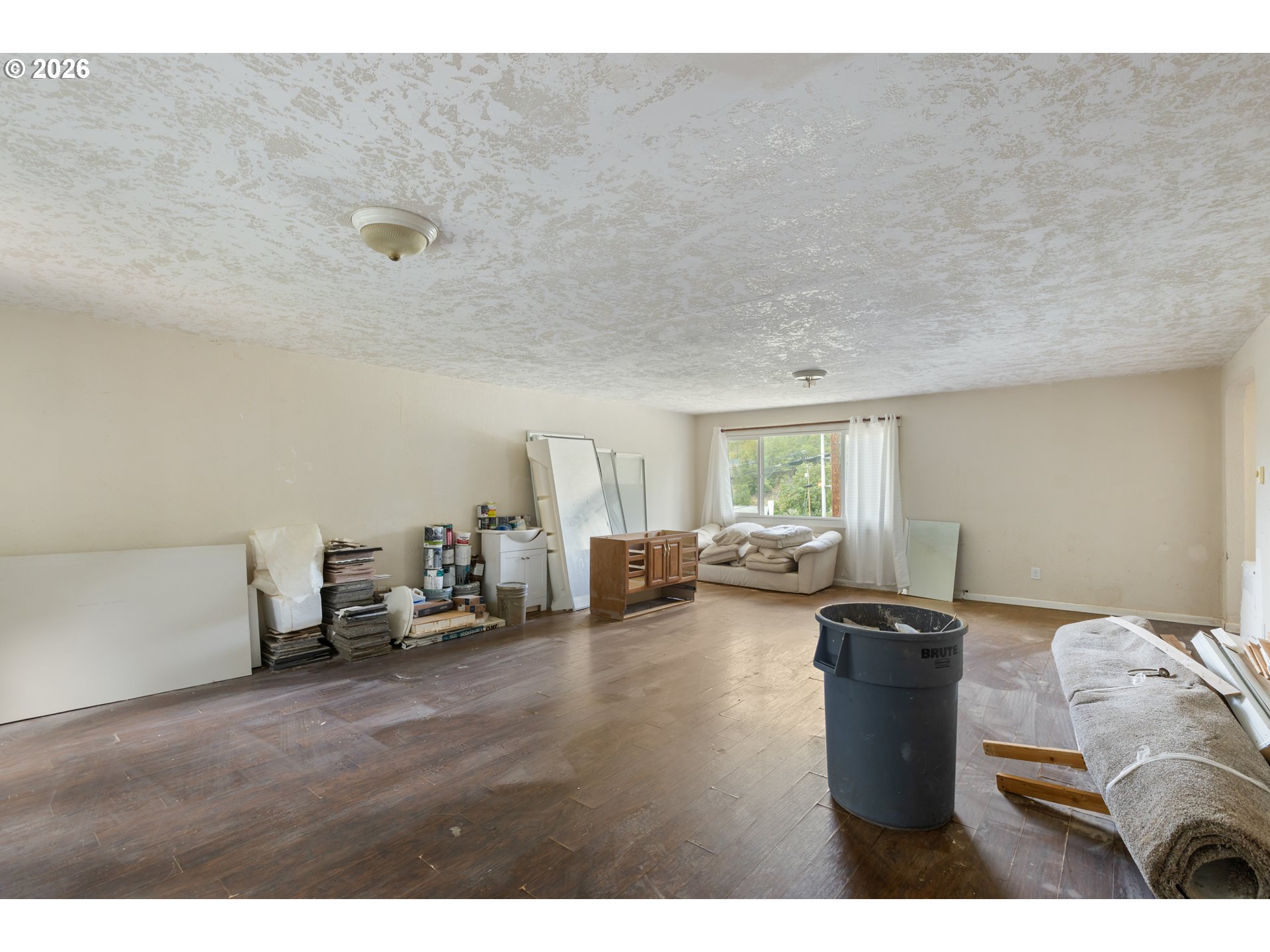 591 Mill St Property Photo 9
