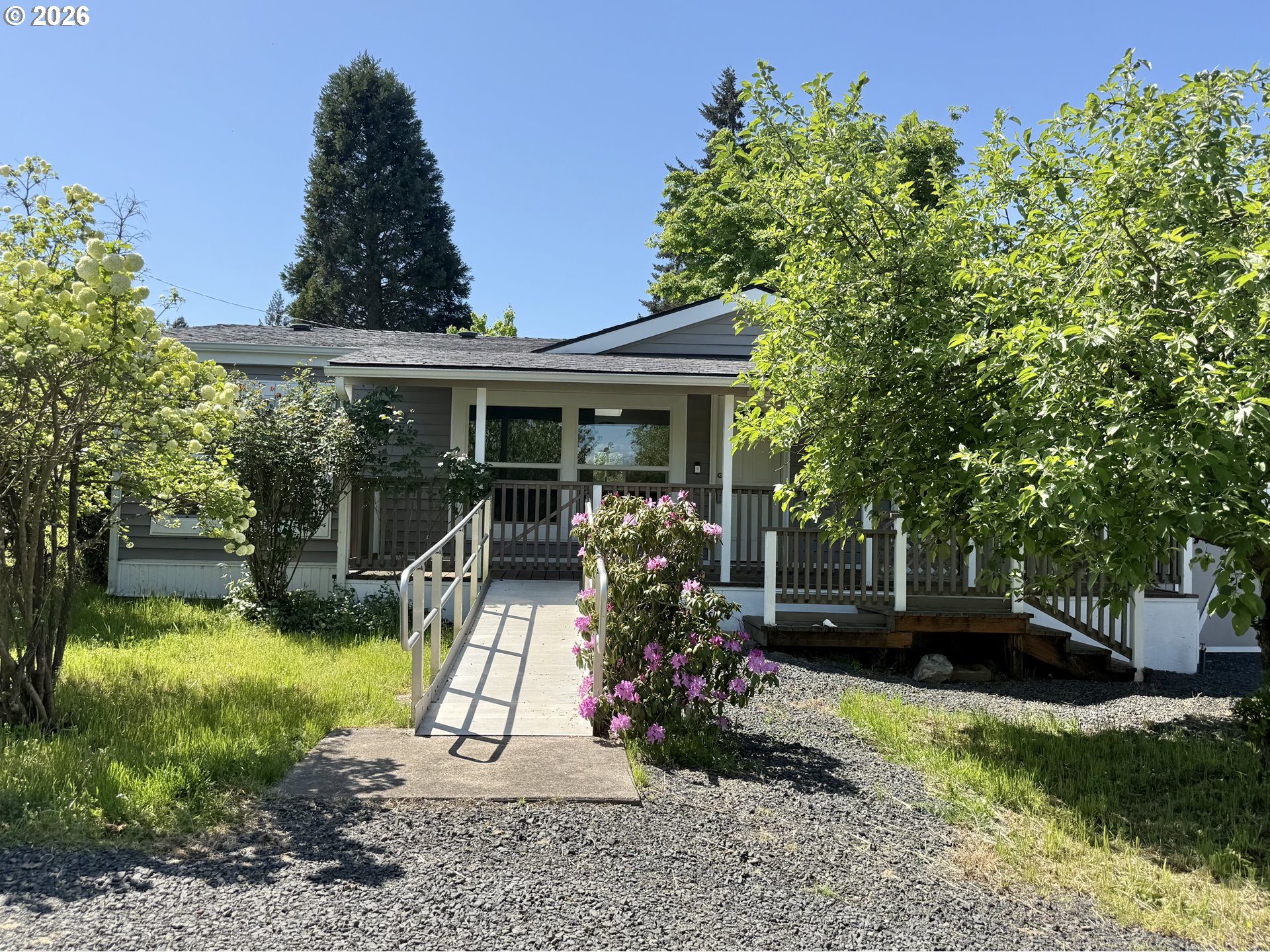 373 Hayhurst Rd Property Photo 1