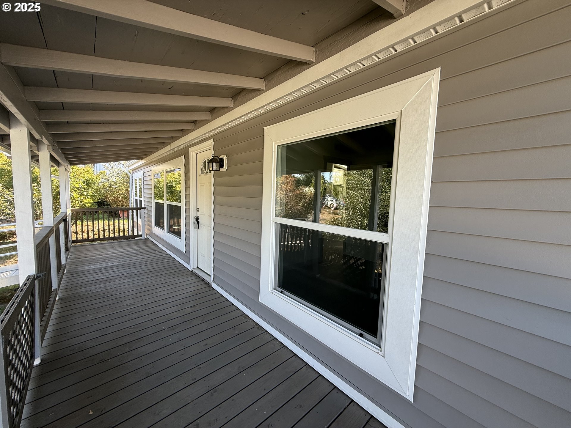 373 Hayhurst Rd Property Photo 3