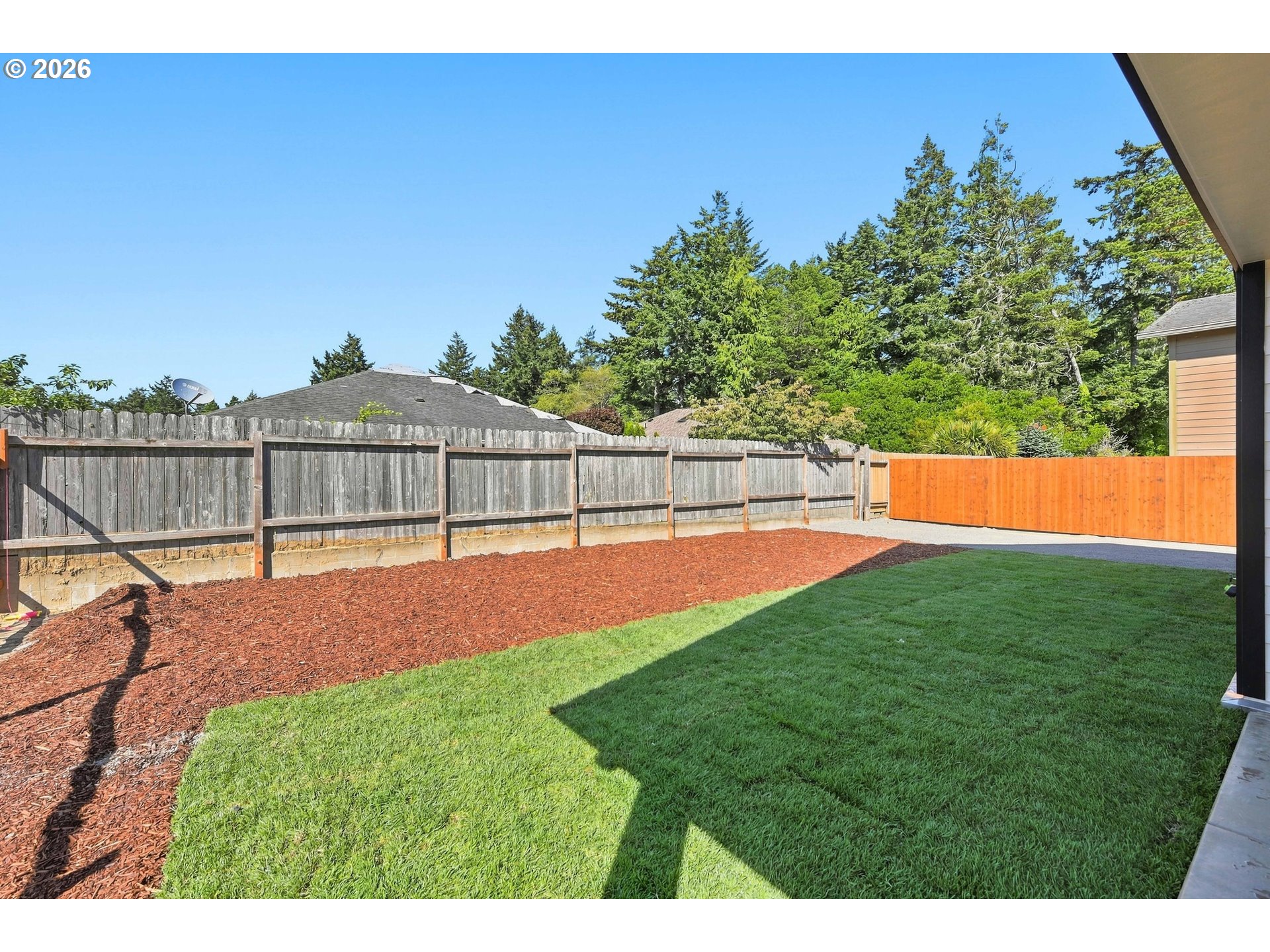 768 Division Ave Property Photo 37