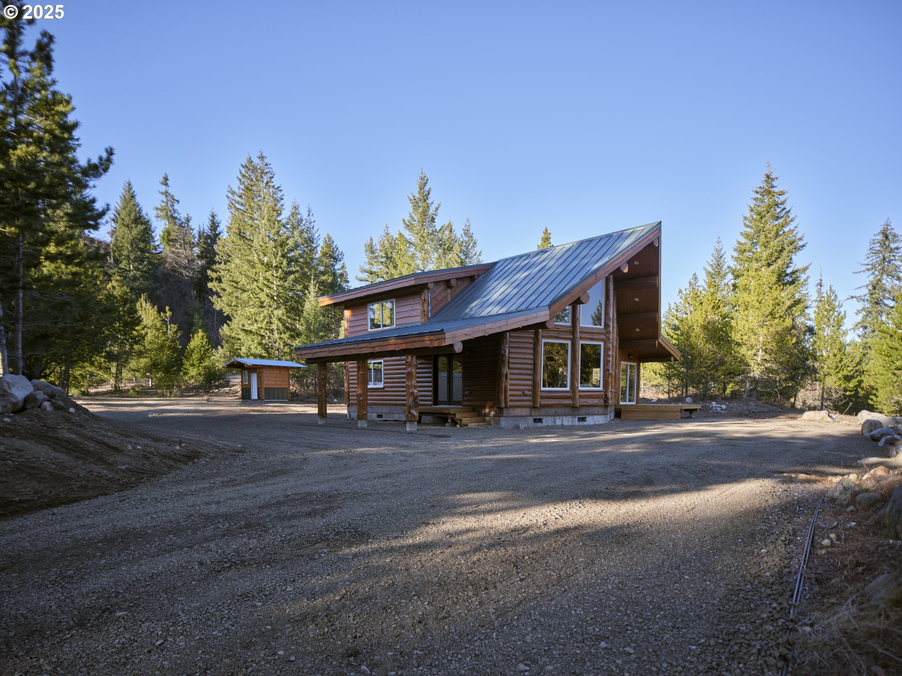 192 Sasquatch Way Property Photo 8
