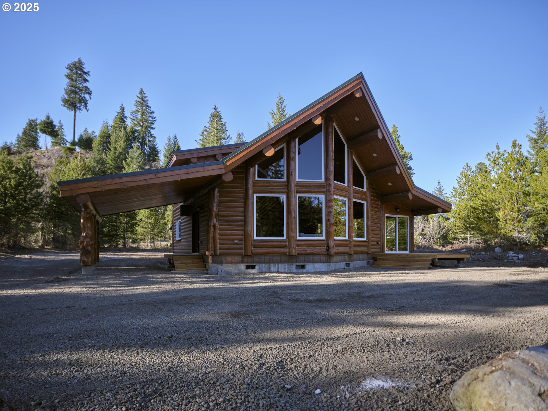 192 Sasquatch Way Property Photo 9