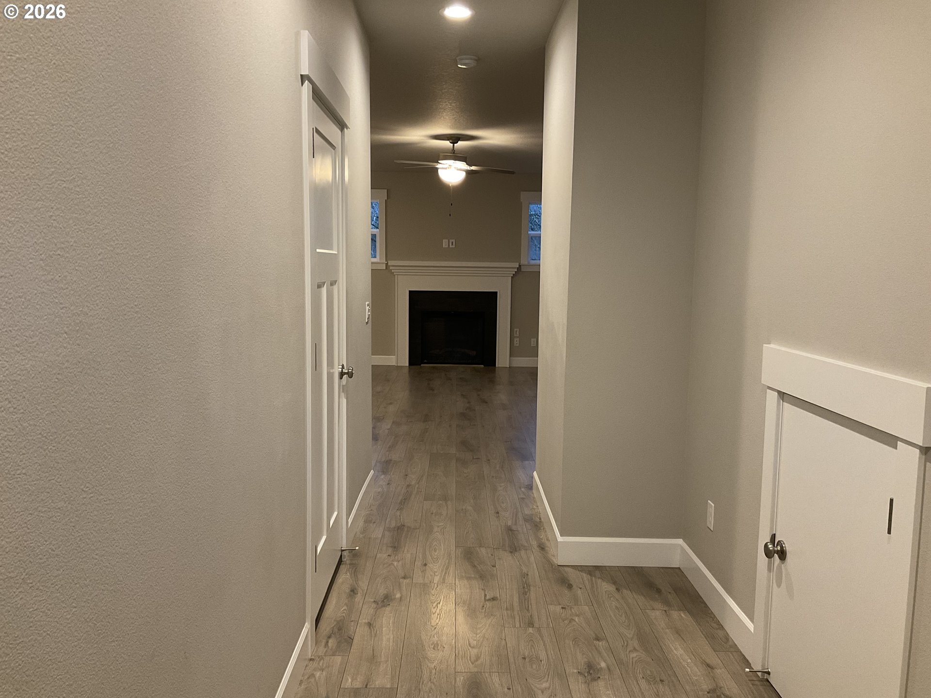 1048 Ne Regan Hill Loop Property Photo 16