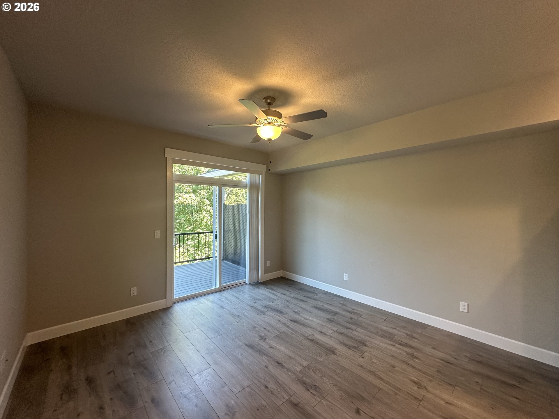 1048 Ne Regan Hill Loop Property Photo 27