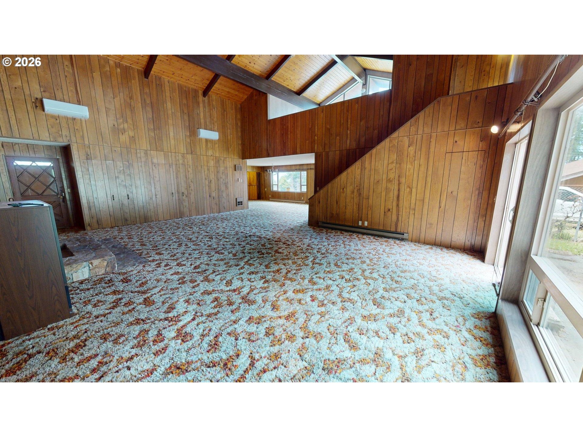 16005 Carson Ln Property Photo 7