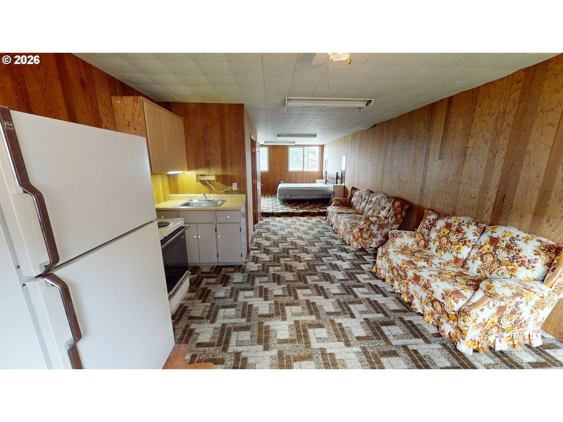 16005 Carson Ln Property Photo 29