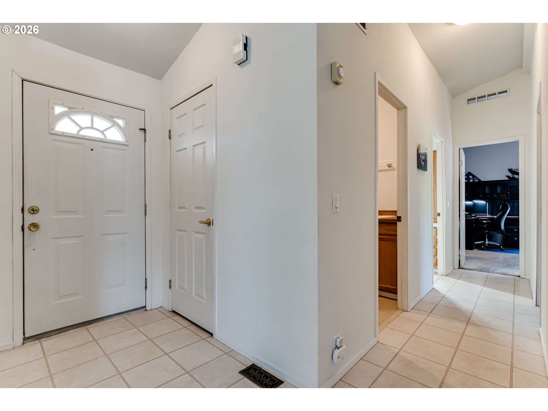 1816 Fountain Ct Property Photo 12