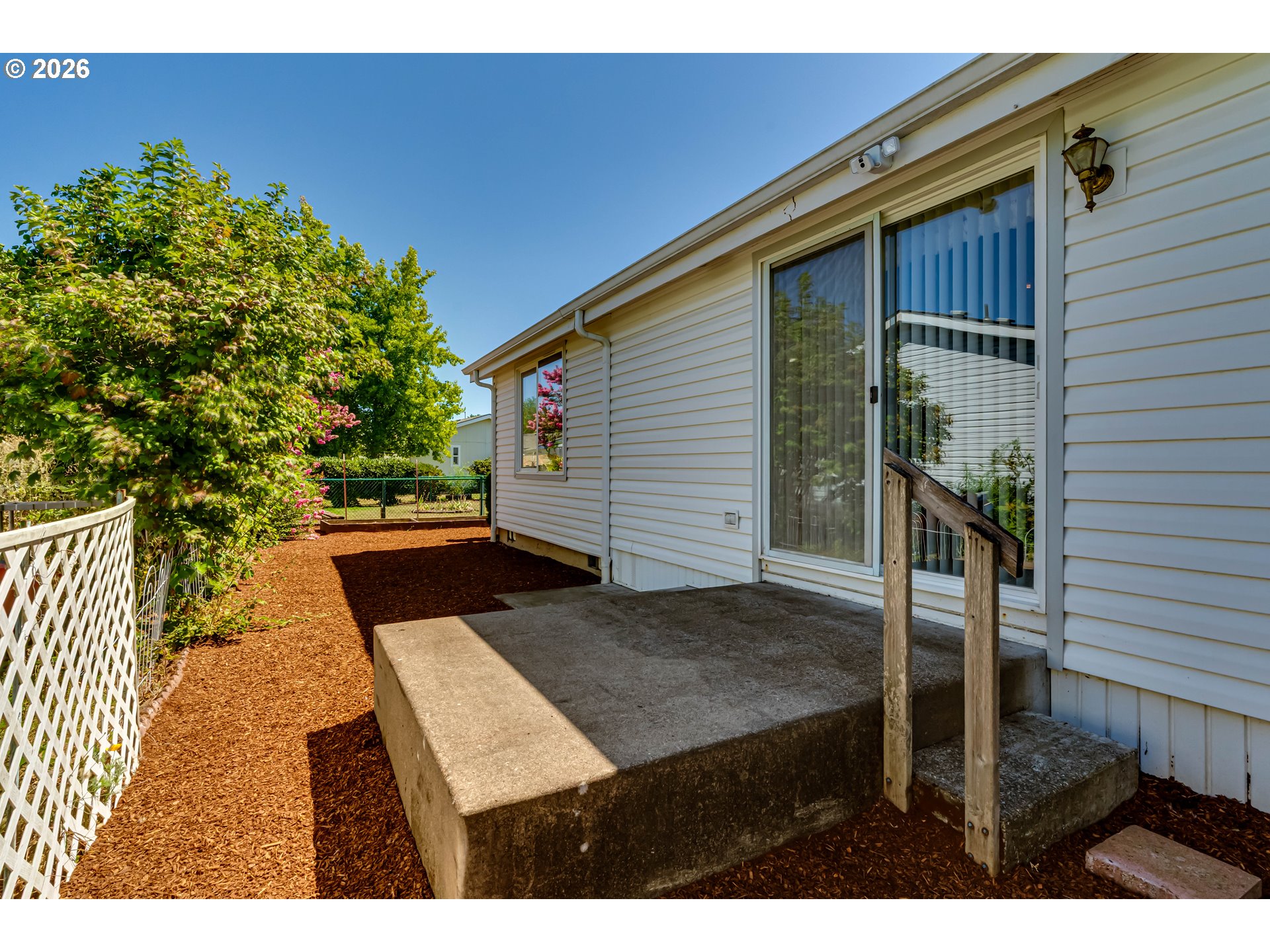1816 Fountain Ct Property Photo 31