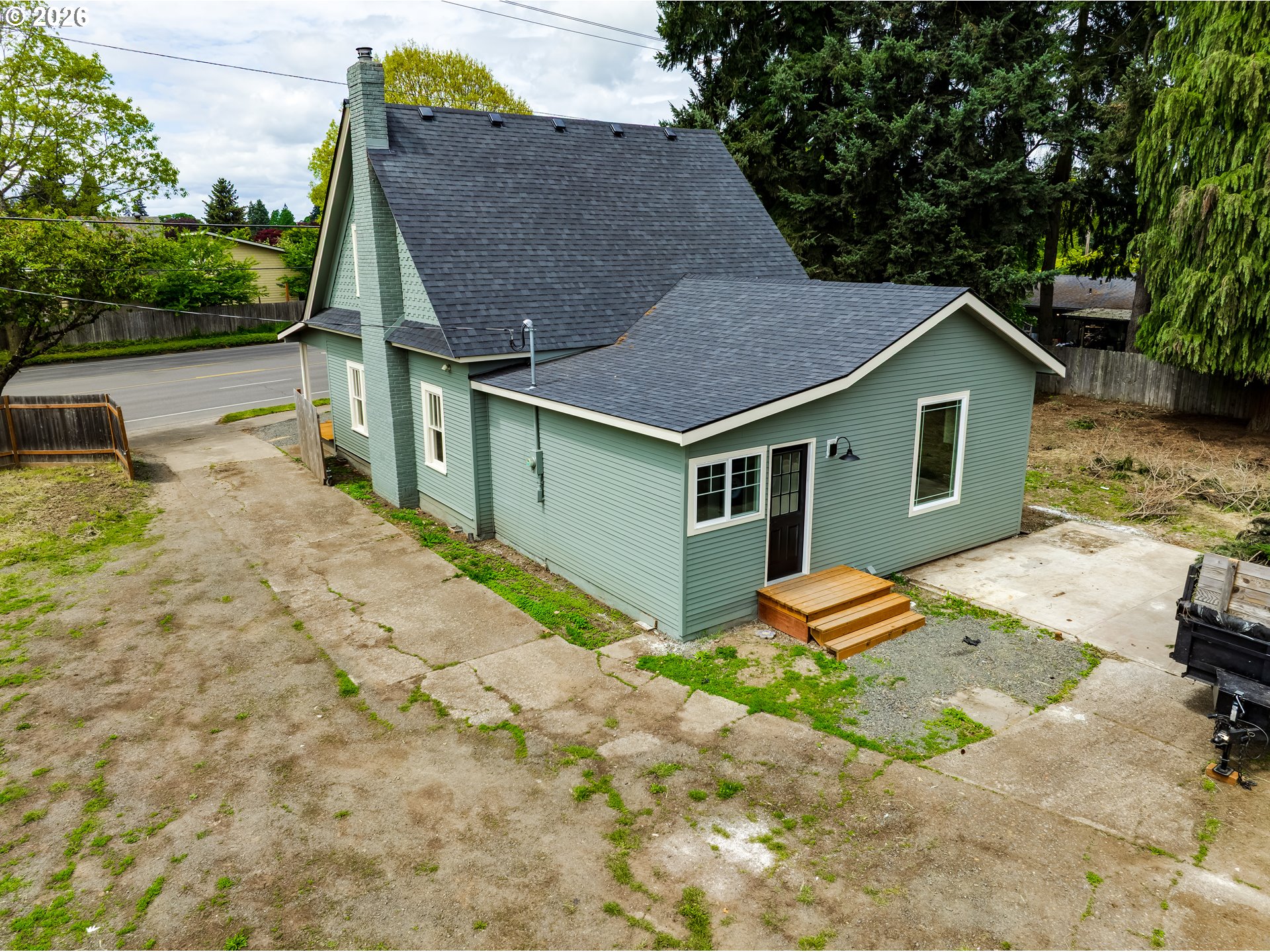 3335 River Rd Property Photo 44