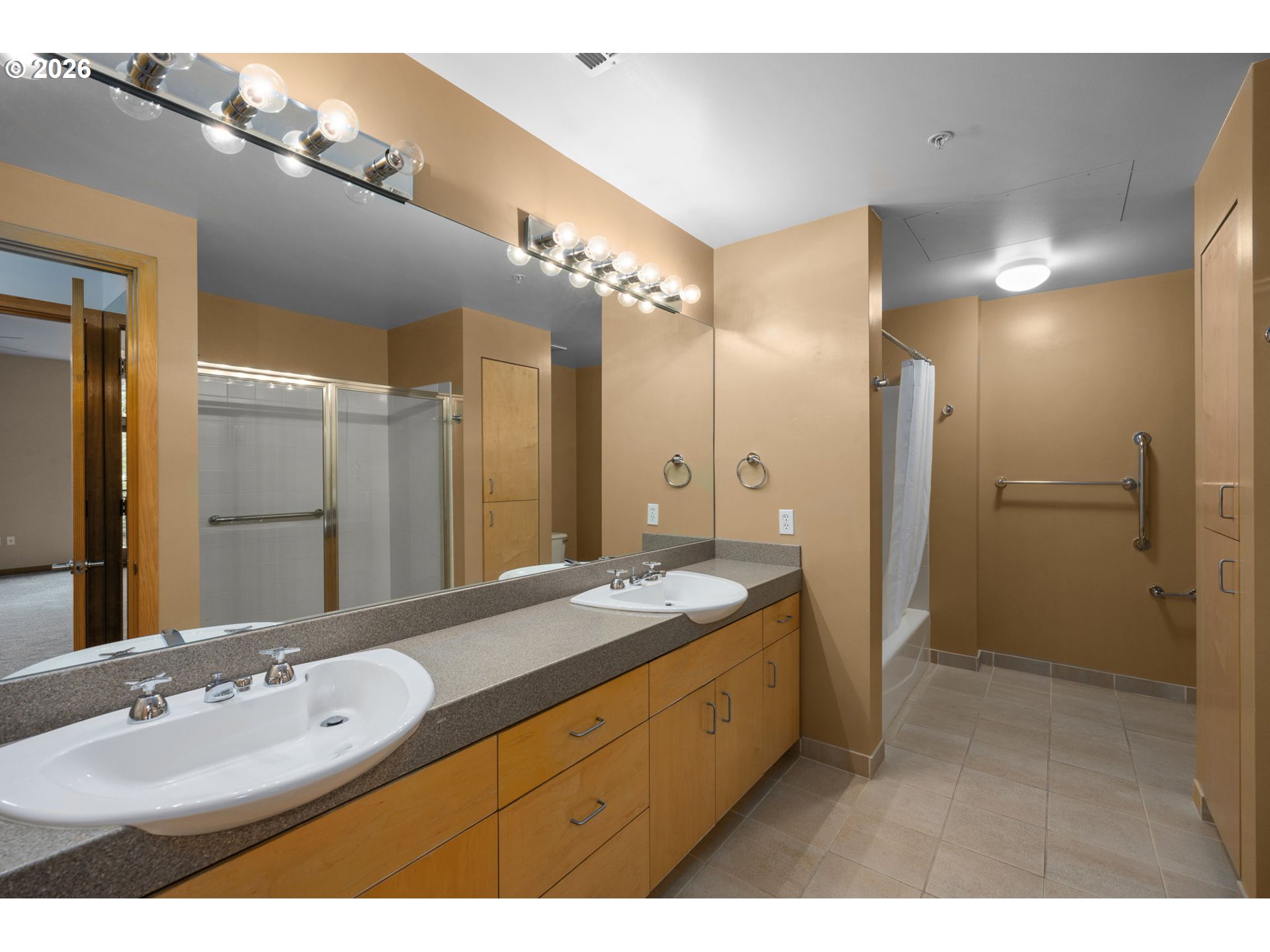 820 Nw 12th Ave 518 Property Photo 21