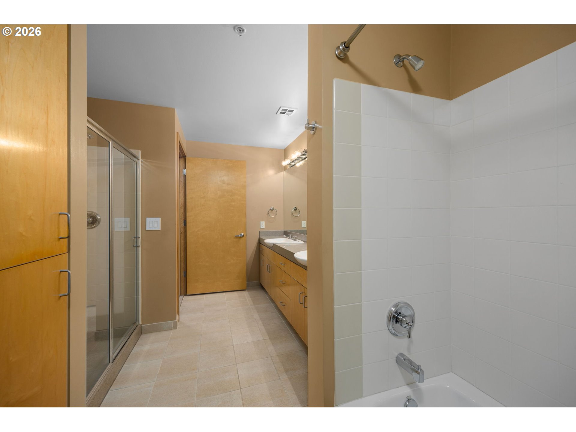 820 Nw 12th Ave 518 Property Photo 22