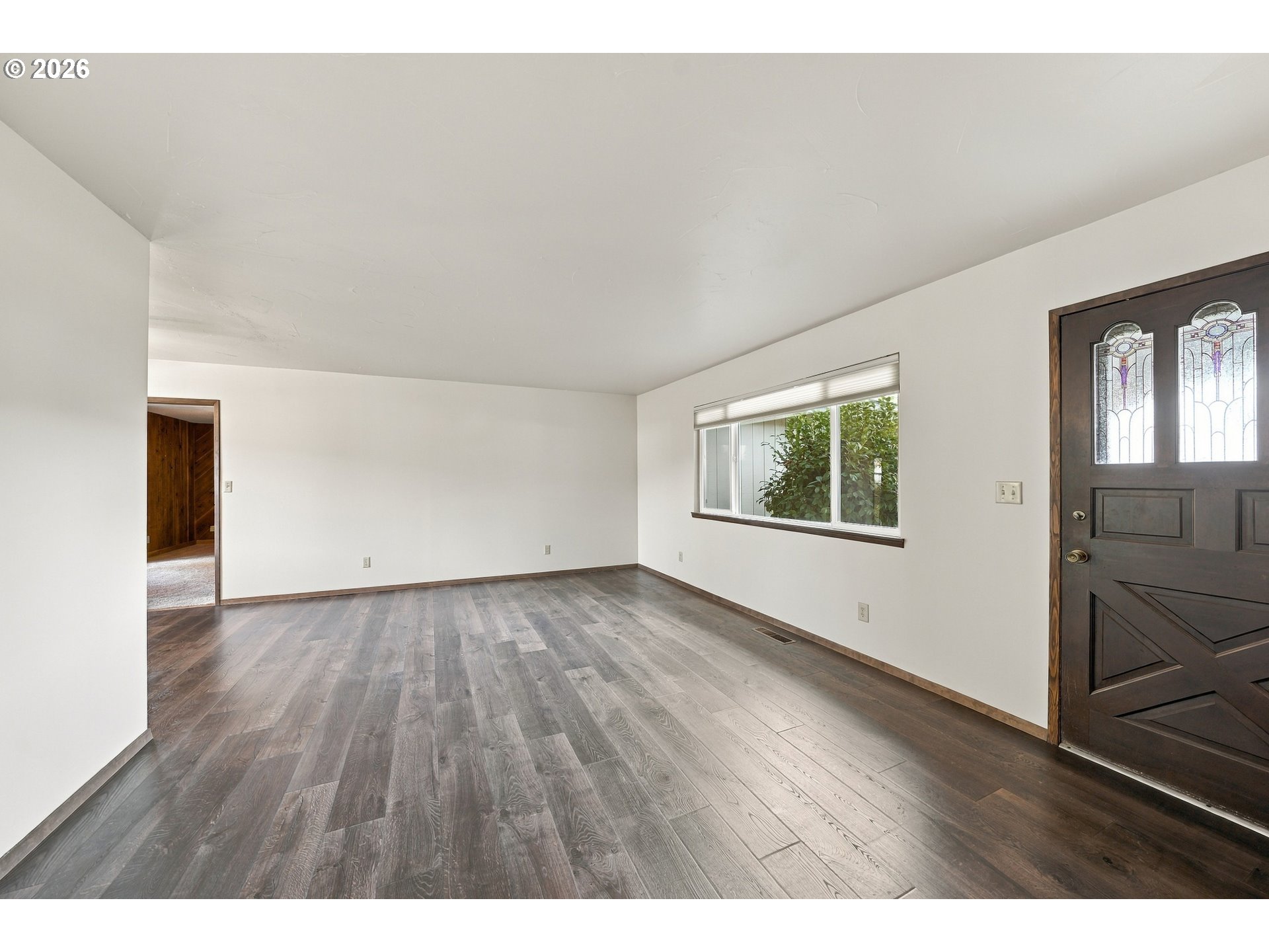 371 Hawthorne St Property Photo 5