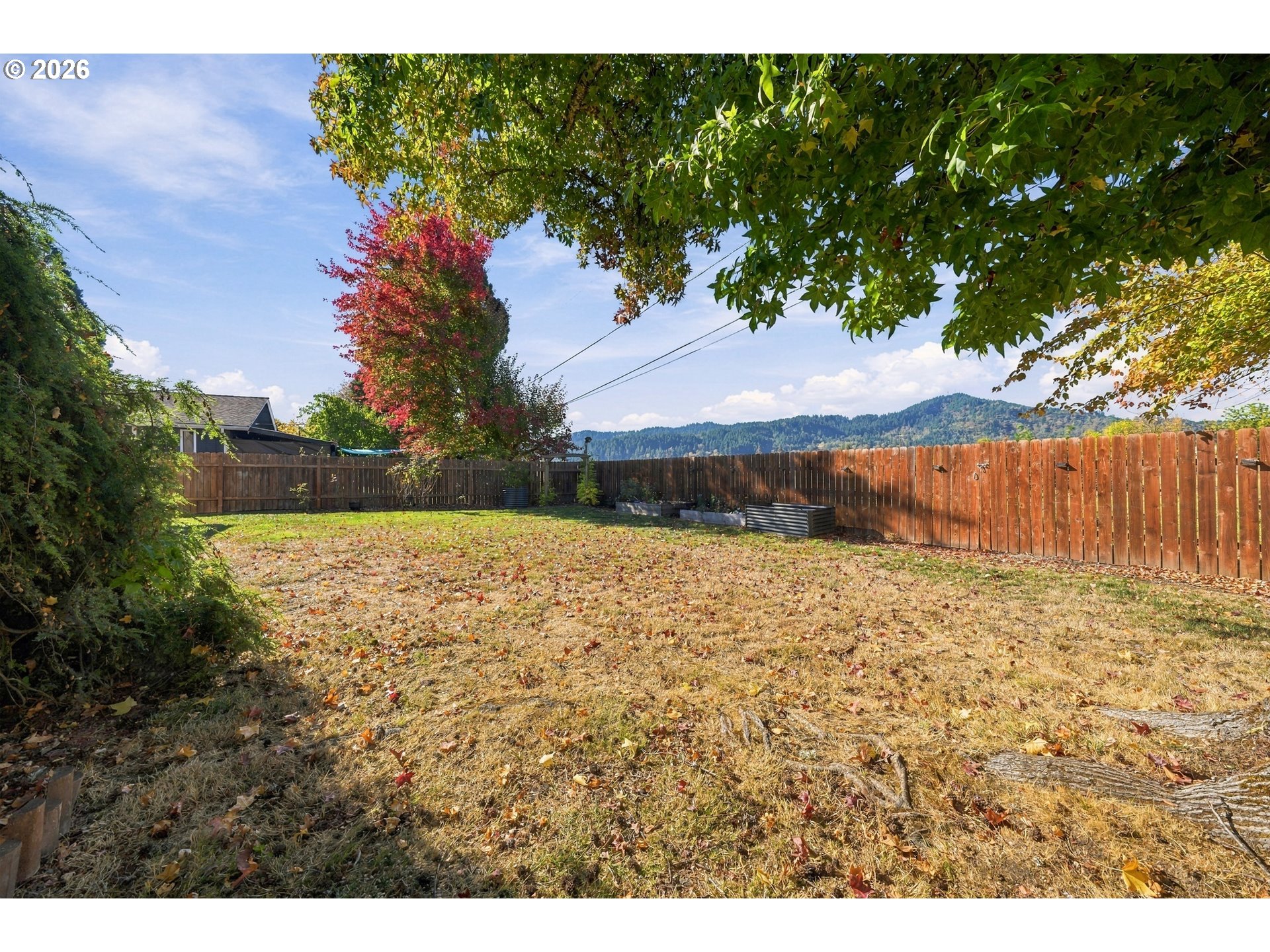 371 Hawthorne St Property Photo 29