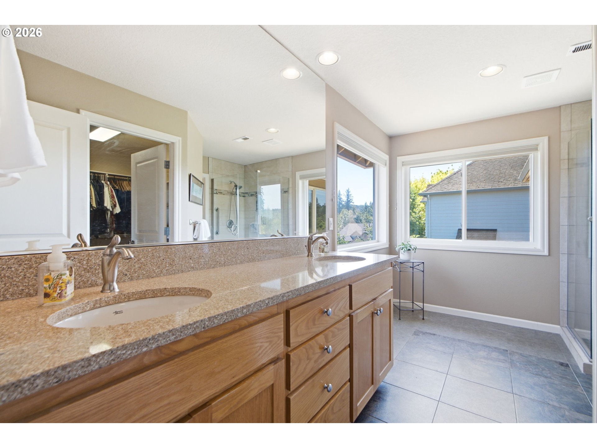 15946 Se Henderson Way Property Photo 23