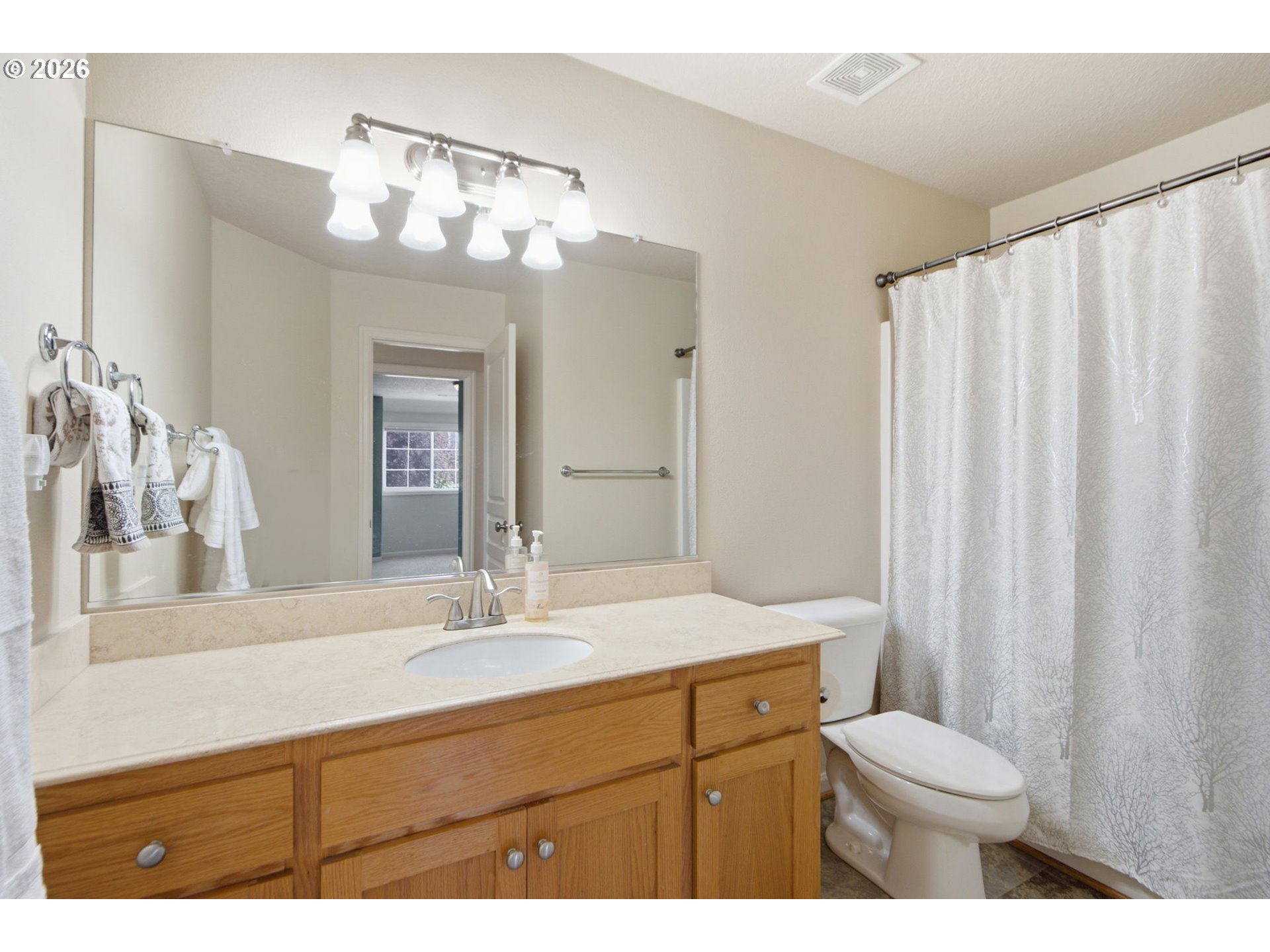 15946 Se Henderson Way Property Photo 28
