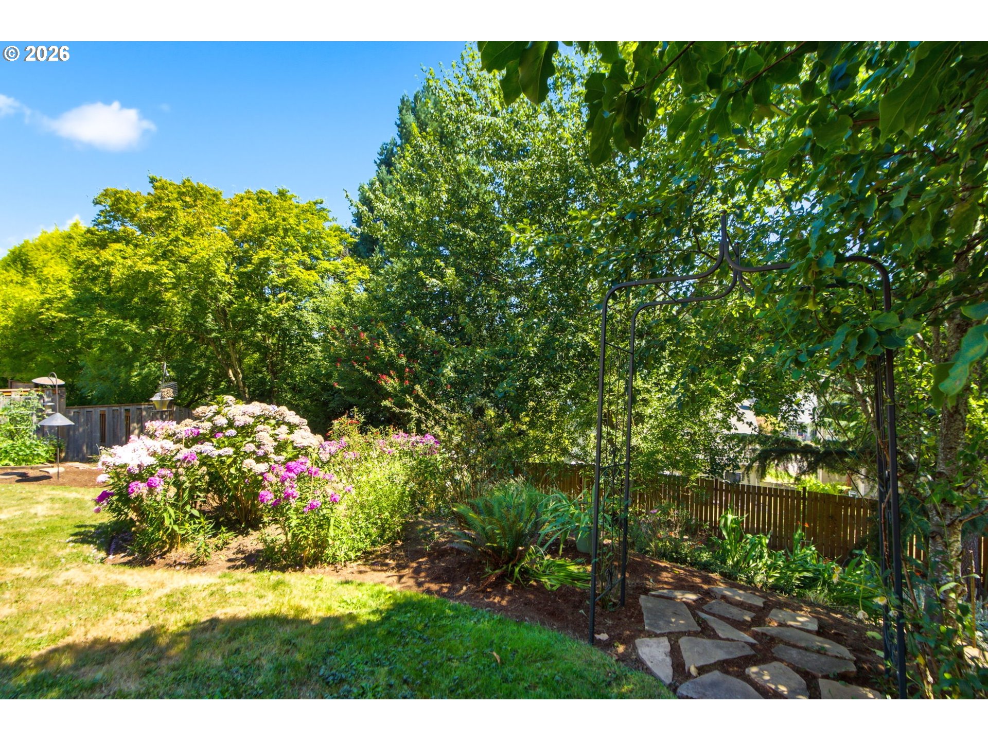 15946 Se Henderson Way Property Photo 36