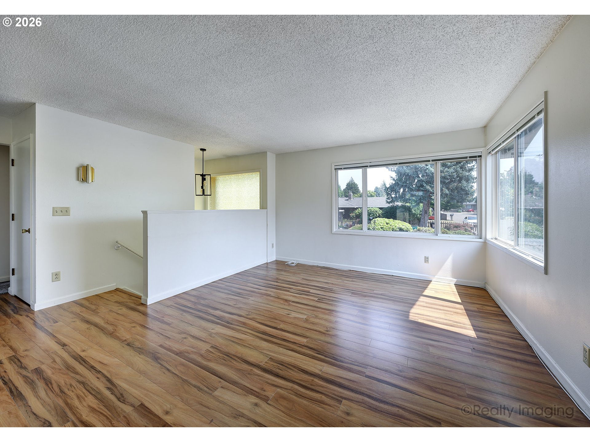 1202 Ogden Ave Property Photo 2