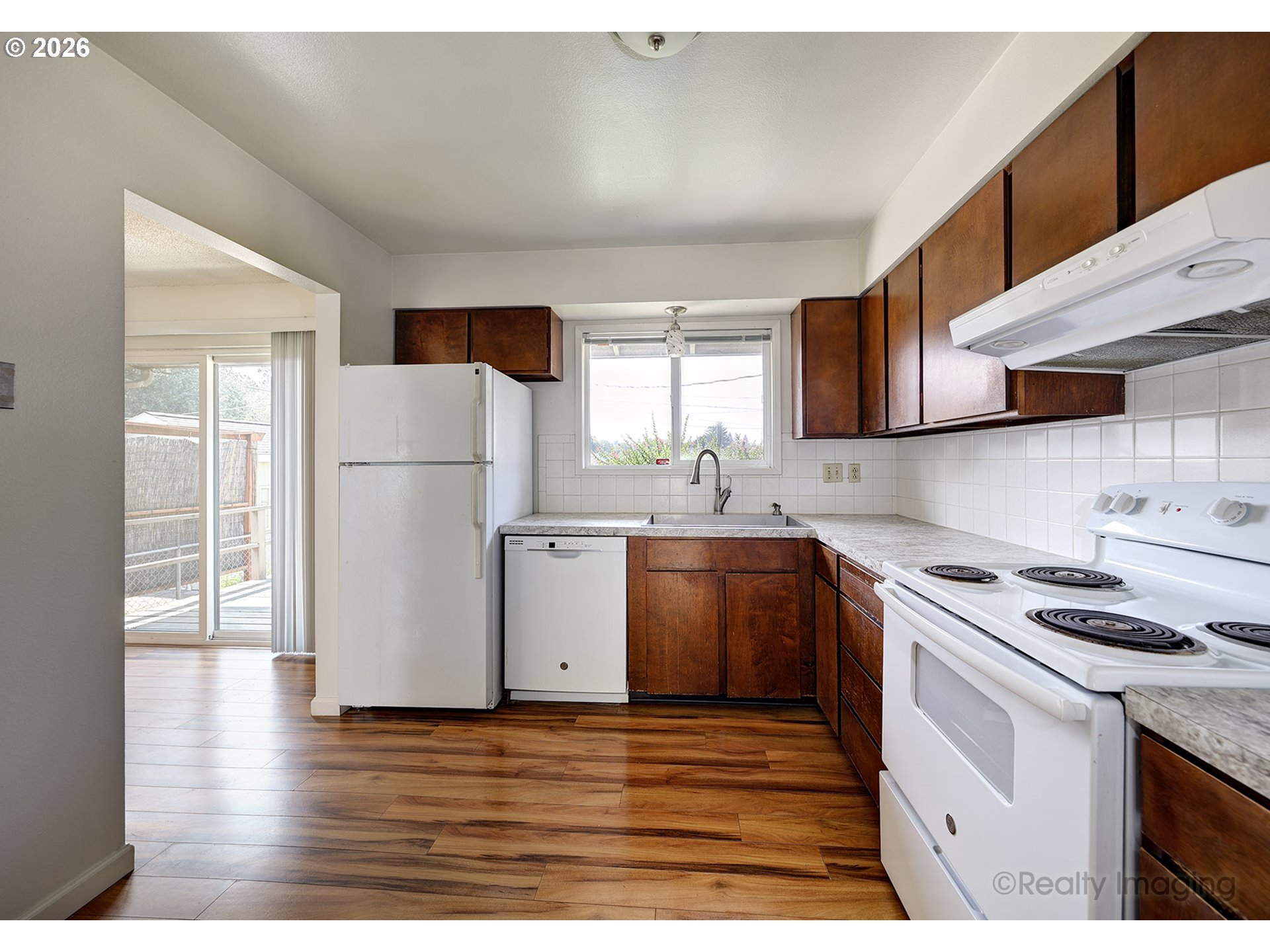 1202 Ogden Ave Property Photo 5