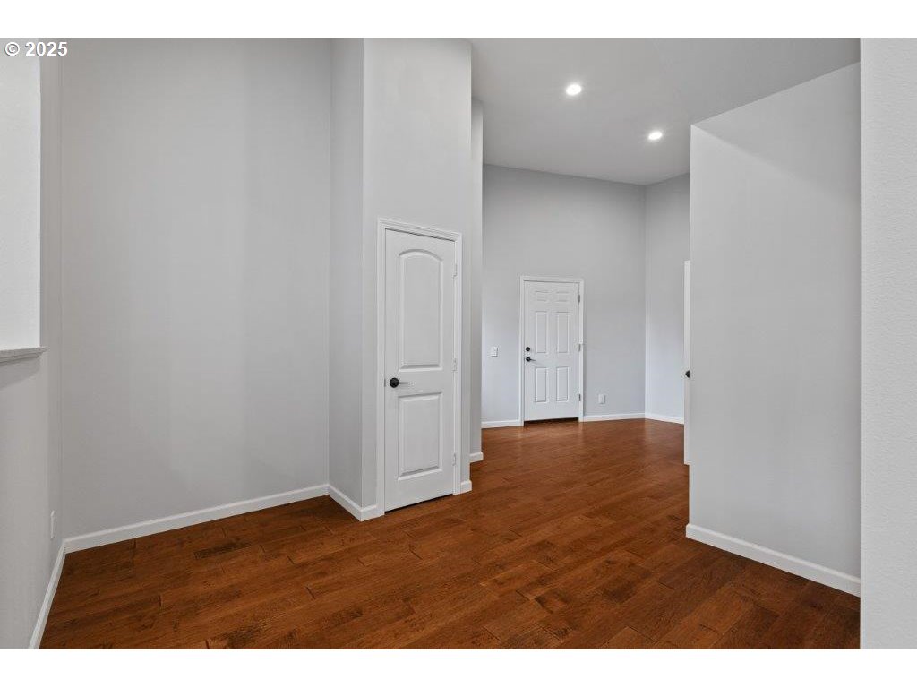 2495 Chester St Property Photo 36