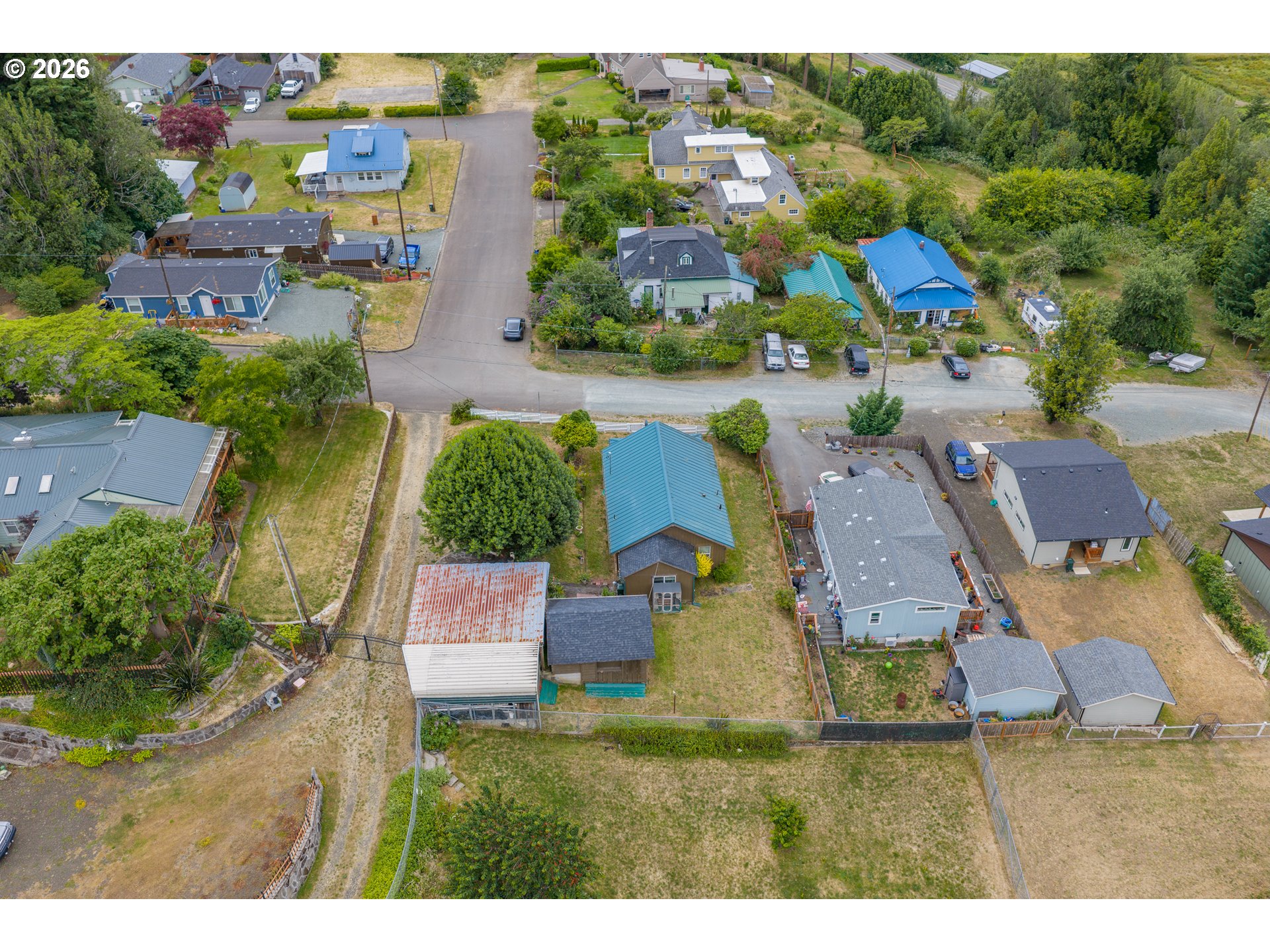 131 Bender St Property Photo 30
