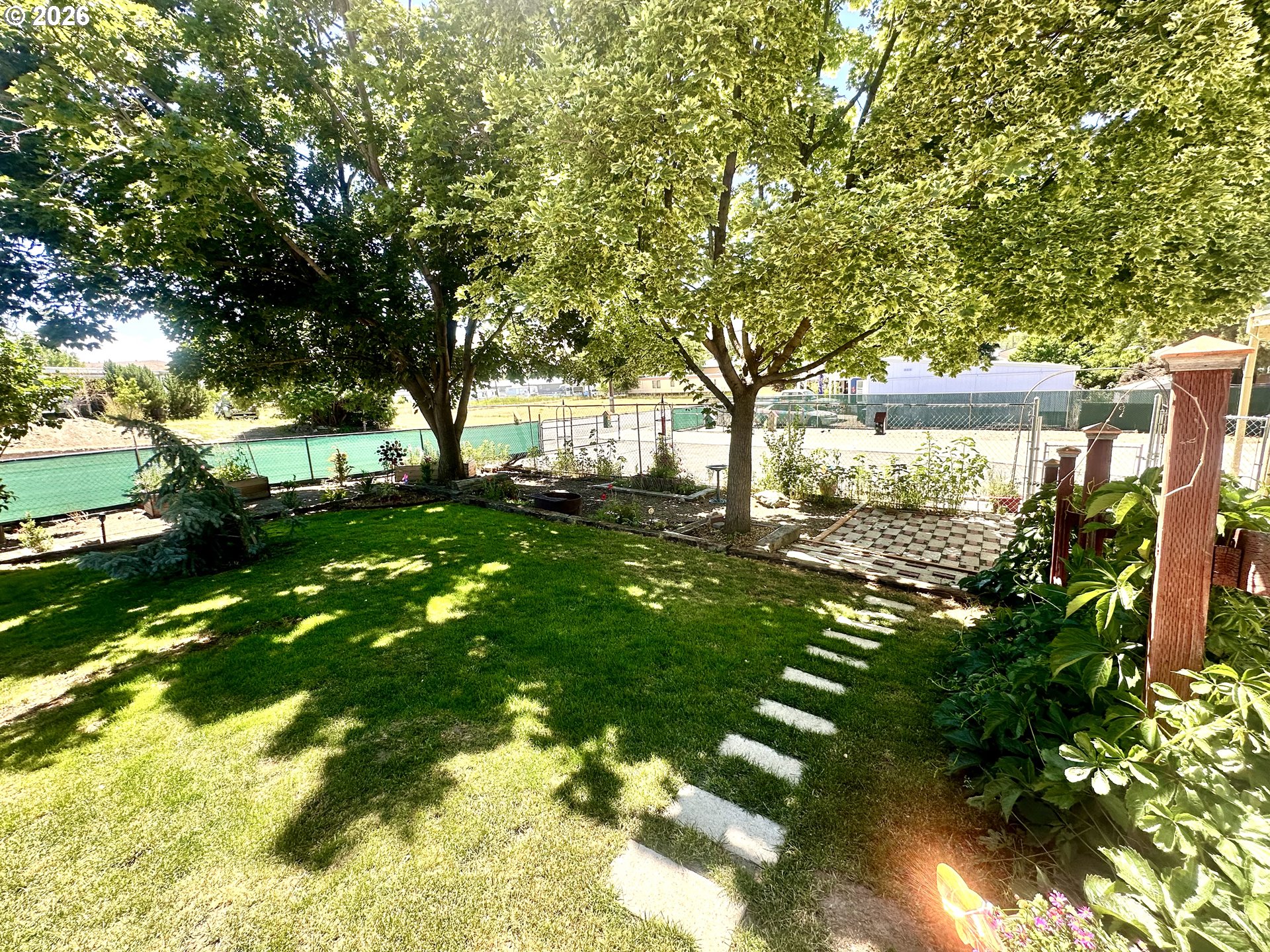 925 East St Property Photo 6