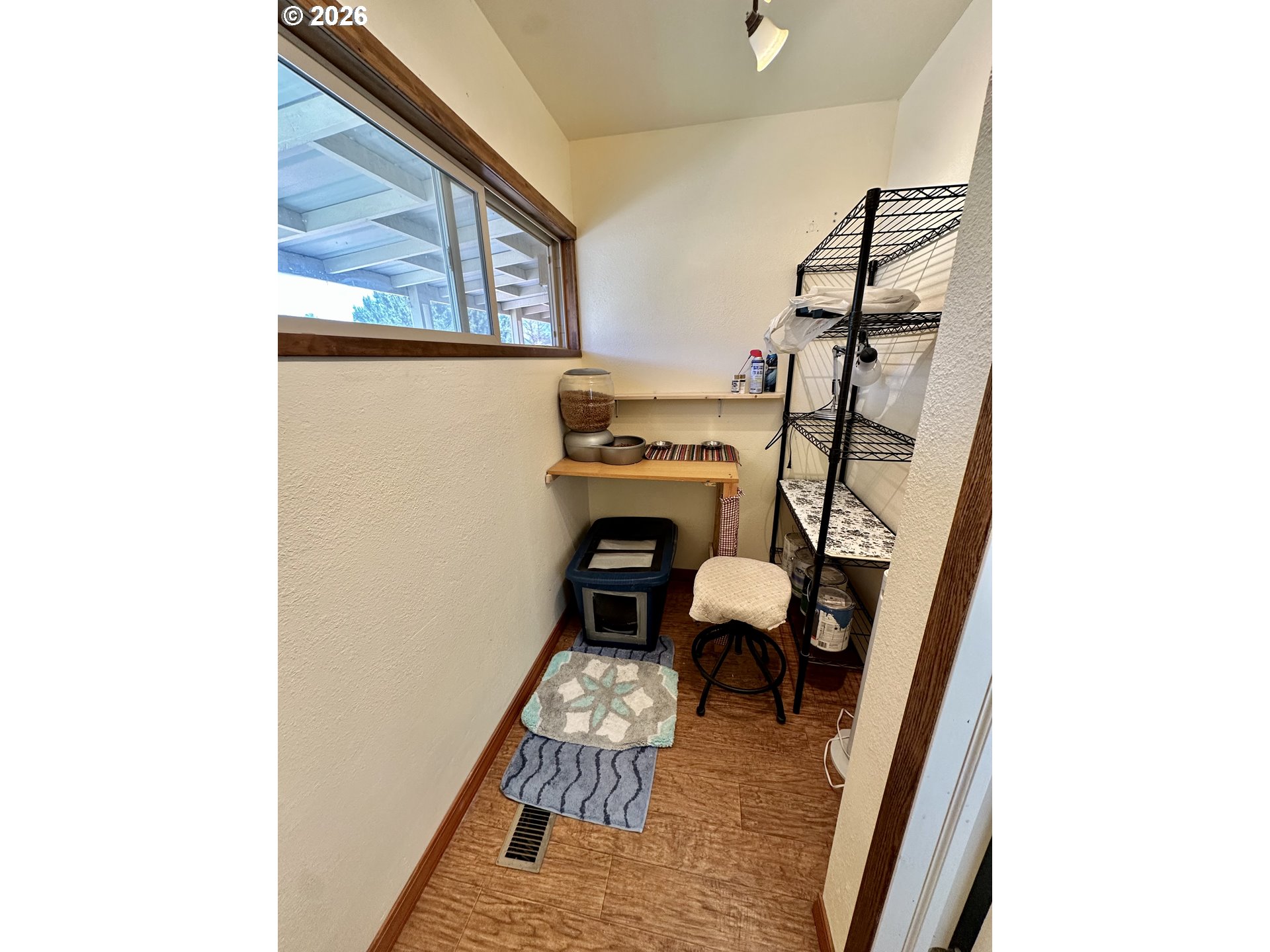 925 East St Property Photo 23
