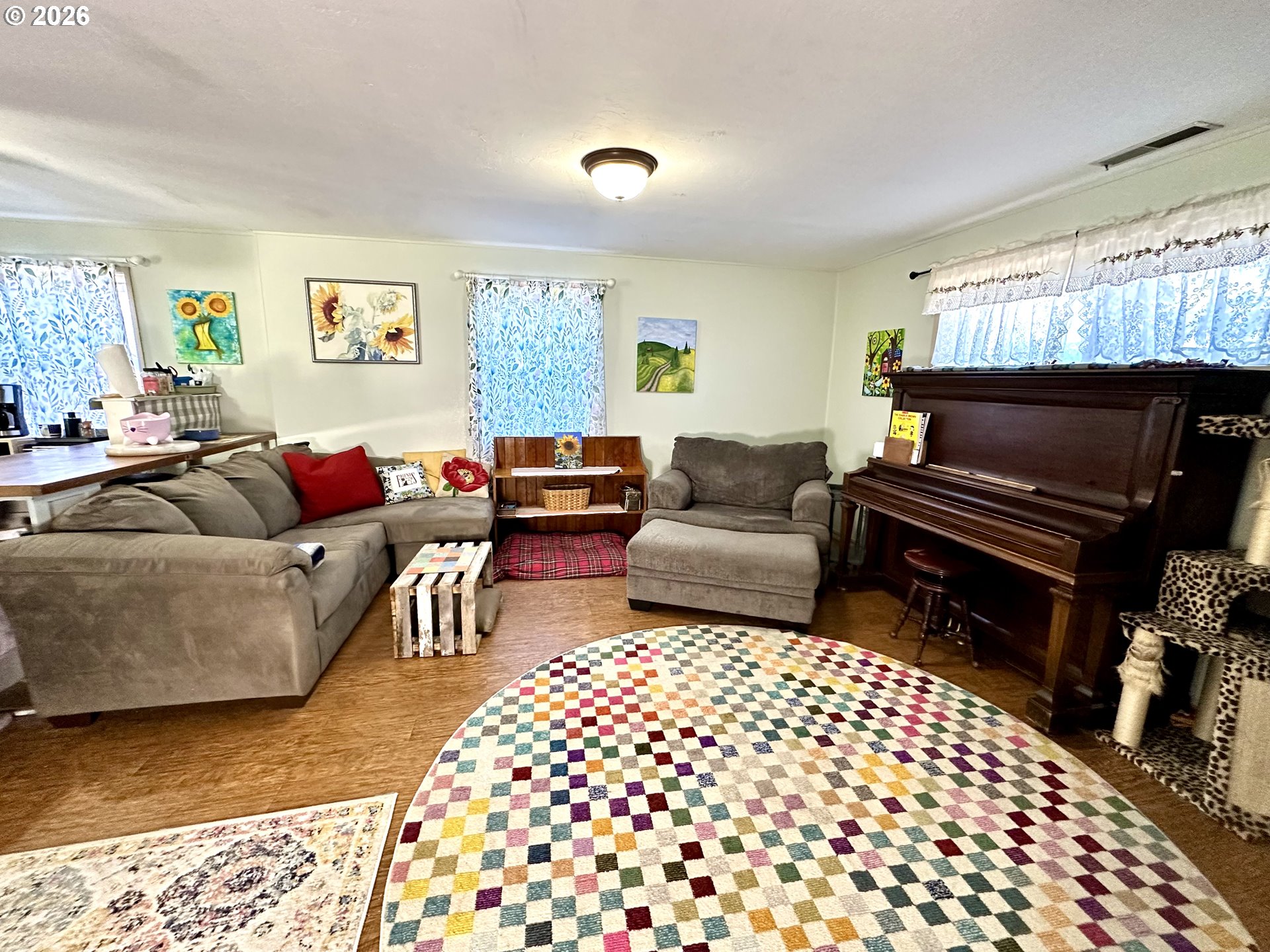 925 East St Property Photo 32