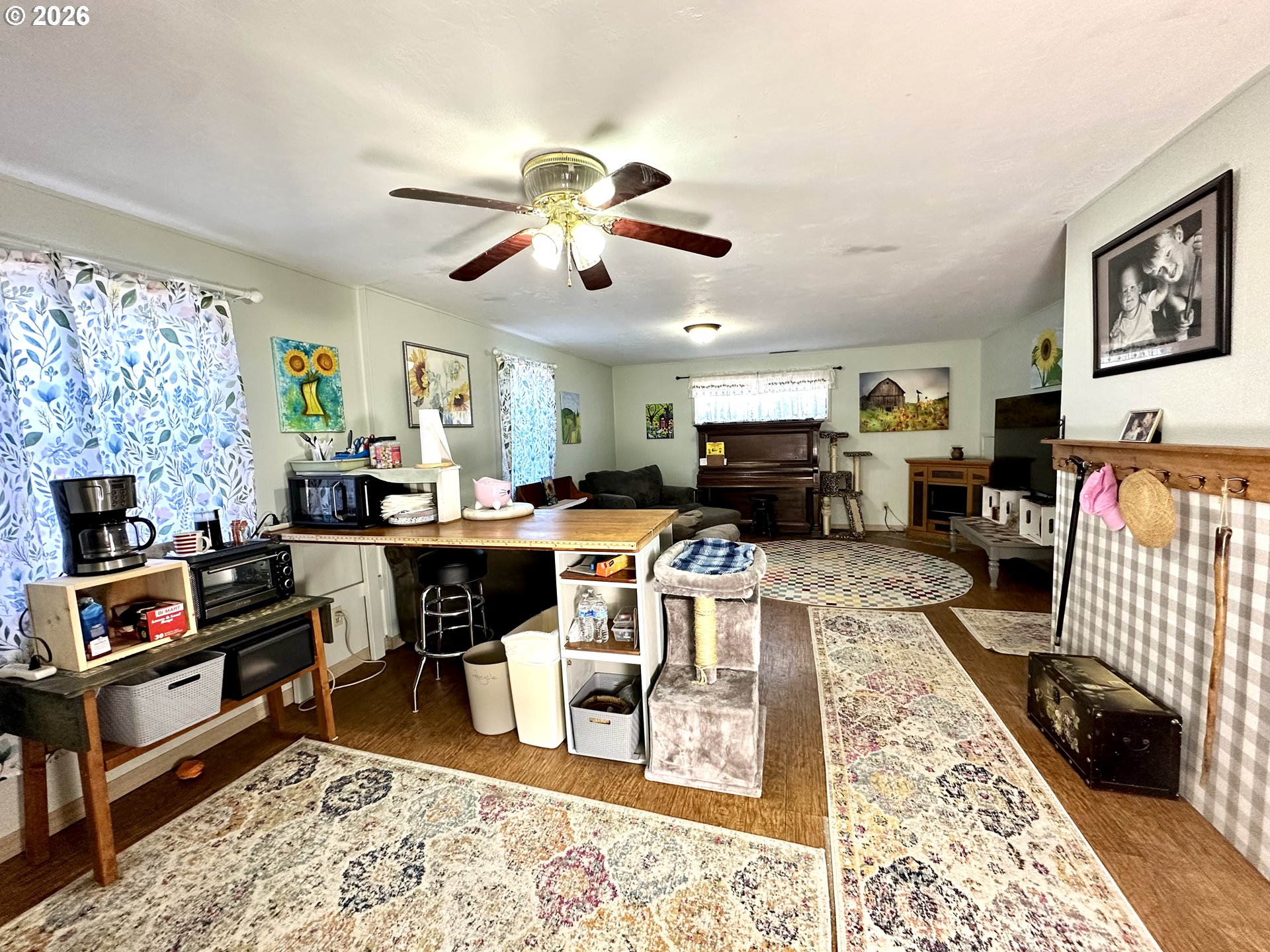 925 East St Property Photo 37