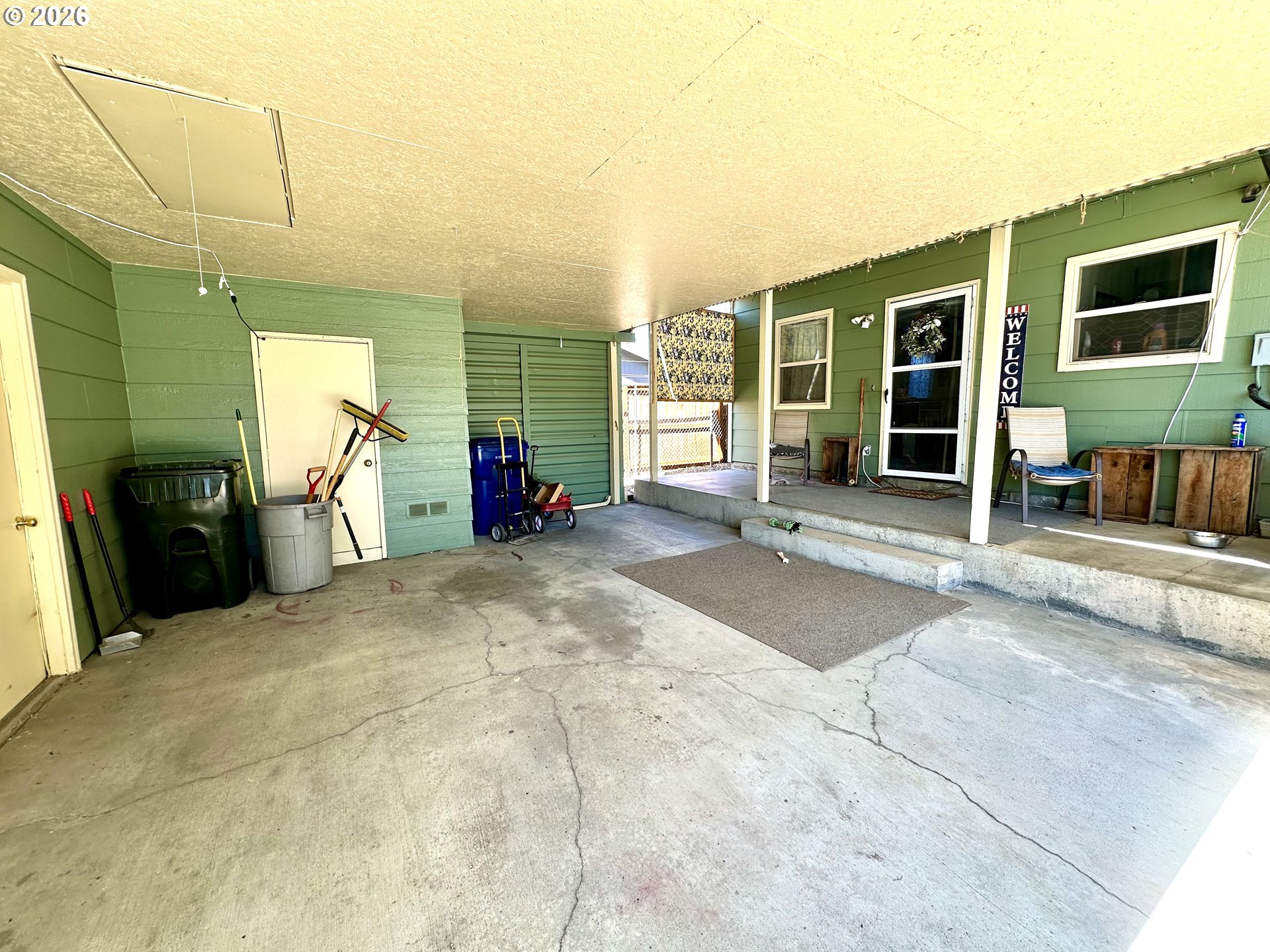 925 East St Property Photo 39