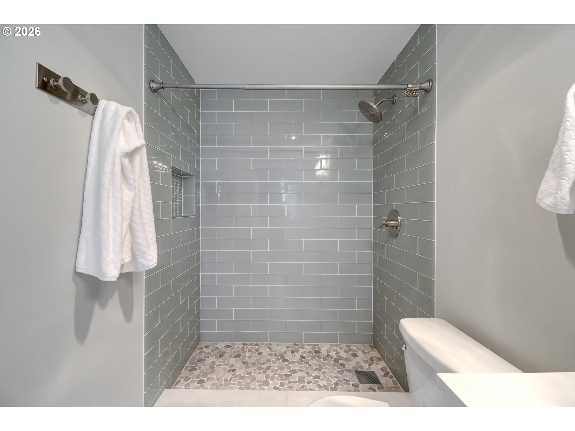 701 Columbia St 311 Property Photo 32