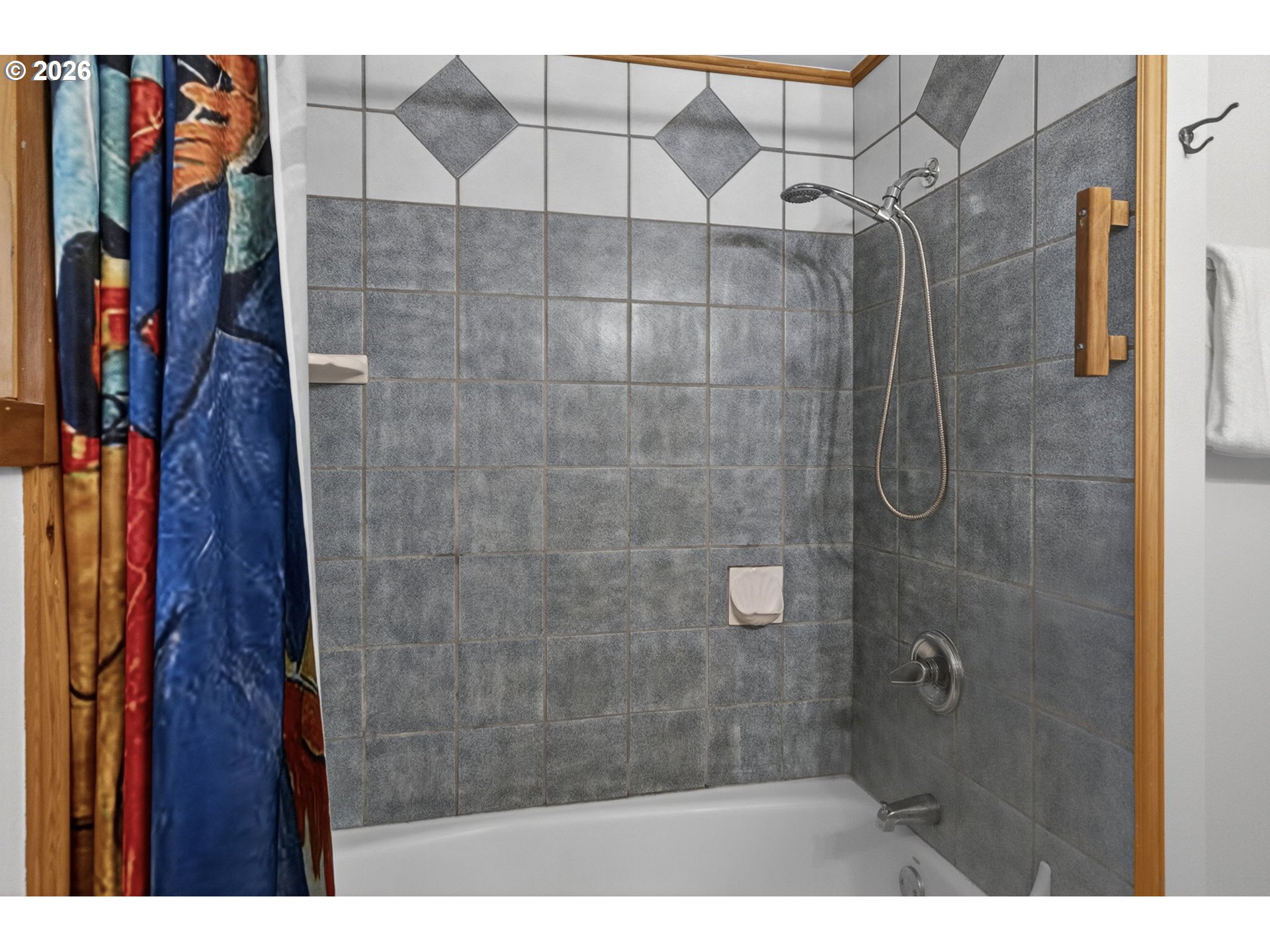 93537 Deadwood Creek Rd Property Photo 22