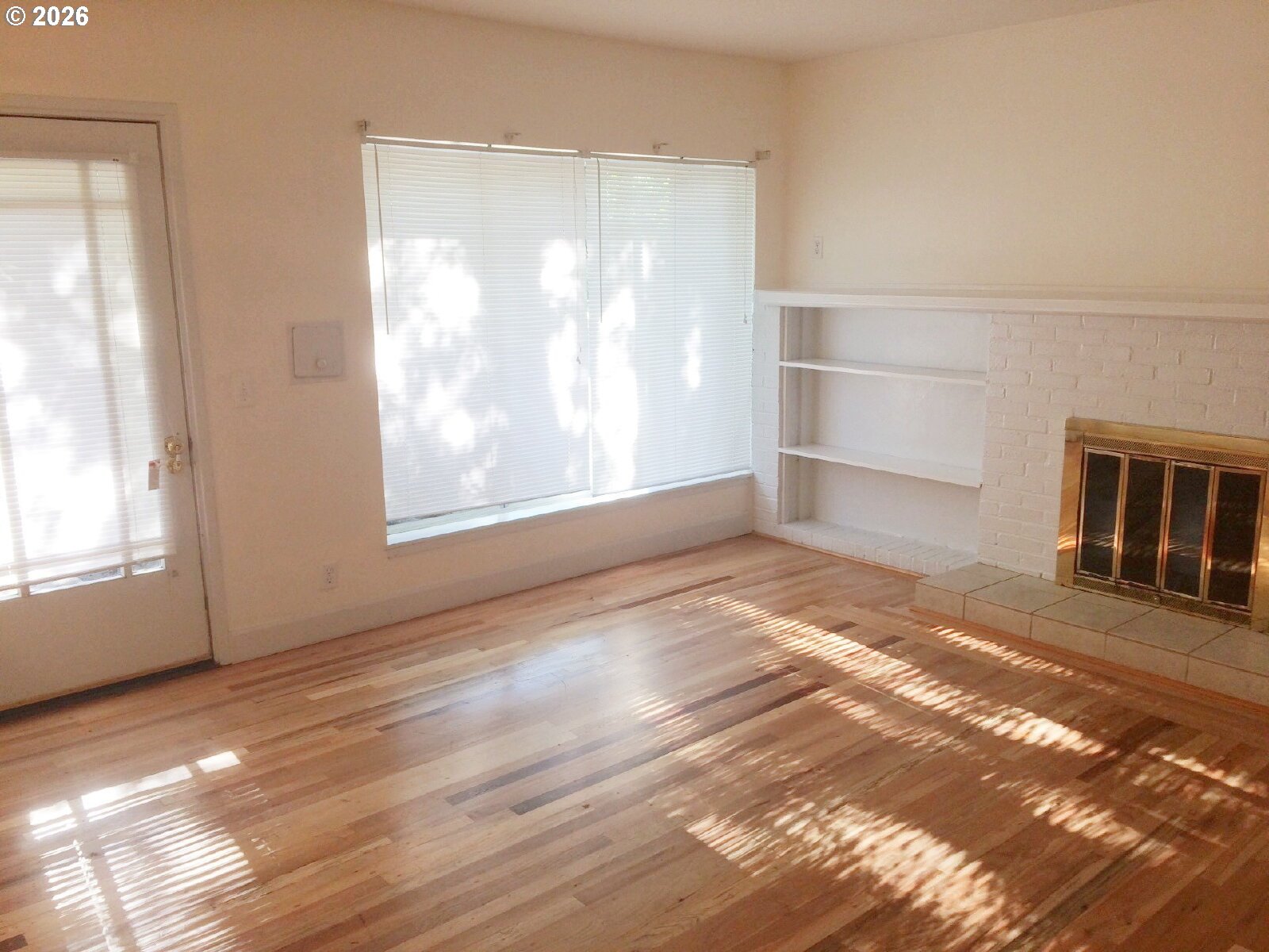 2031 Hilyard St Property Photo 3