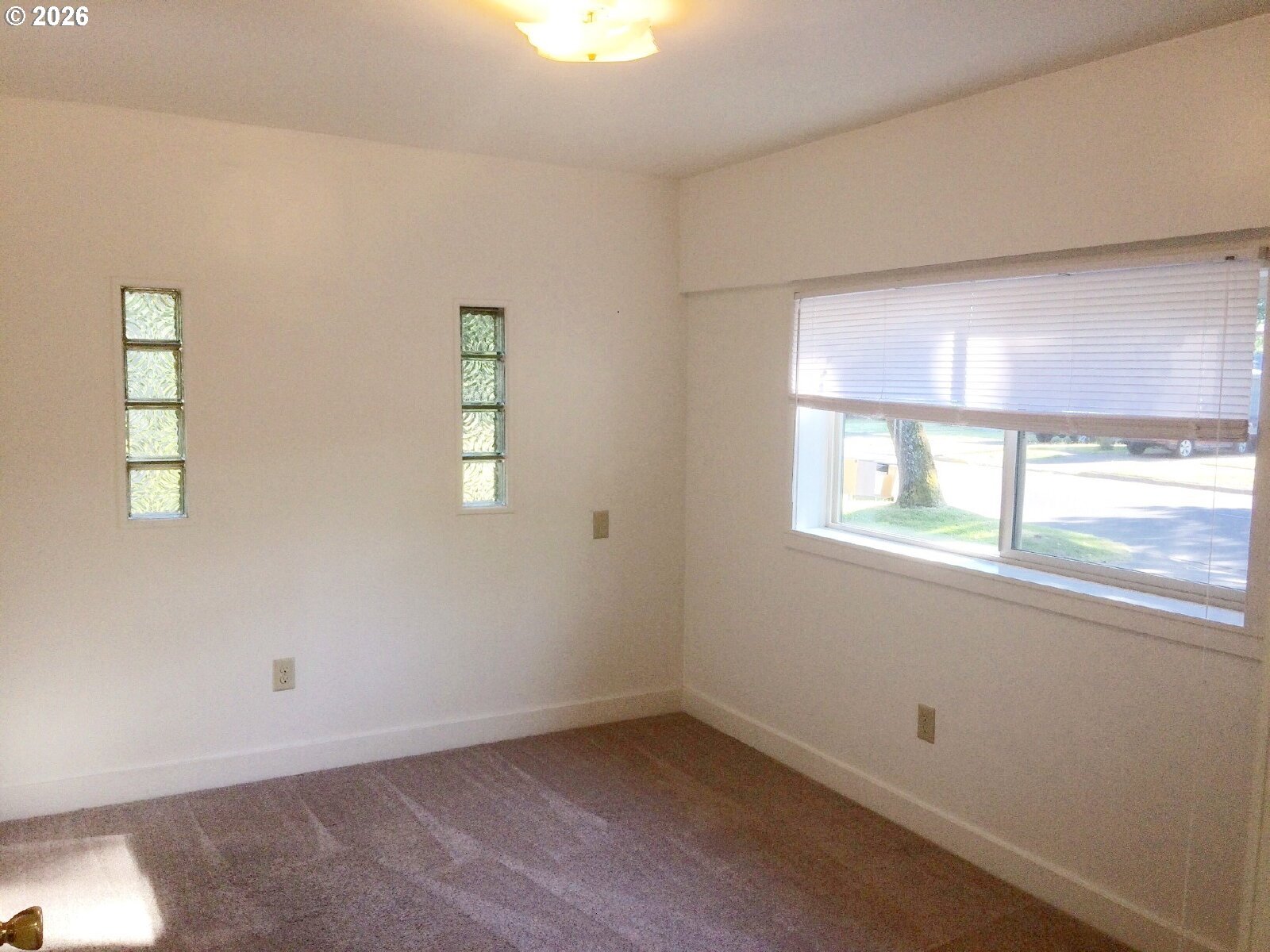 2031 Hilyard St Property Photo 7