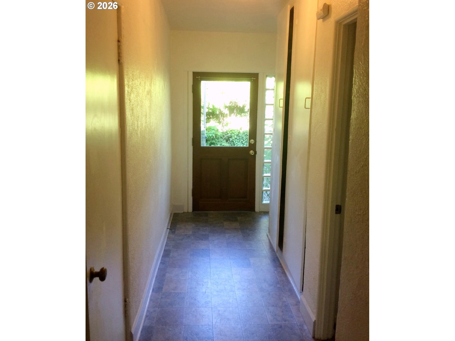 2031 Hilyard St Property Photo 9