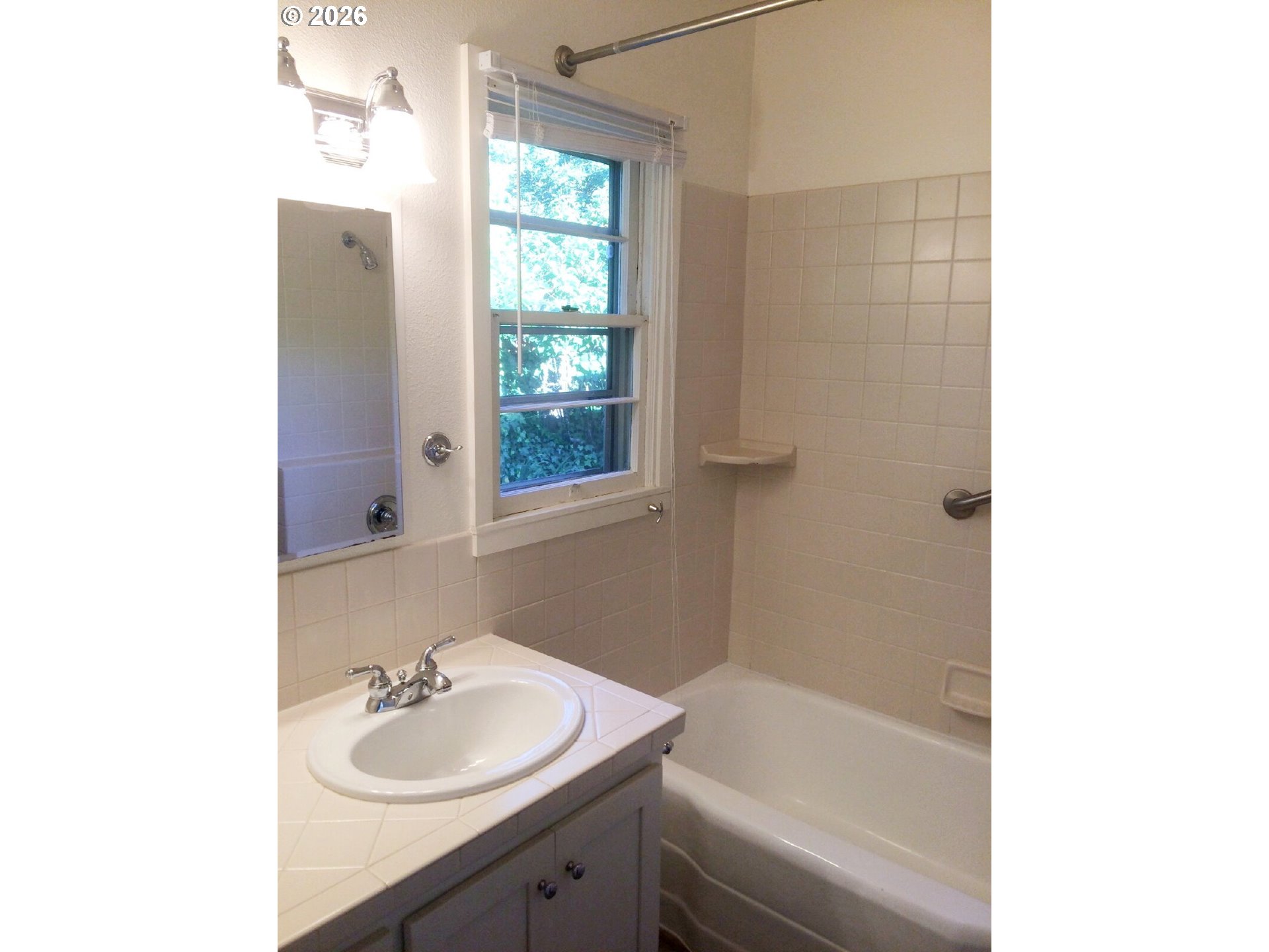 2031 Hilyard St Property Photo 11