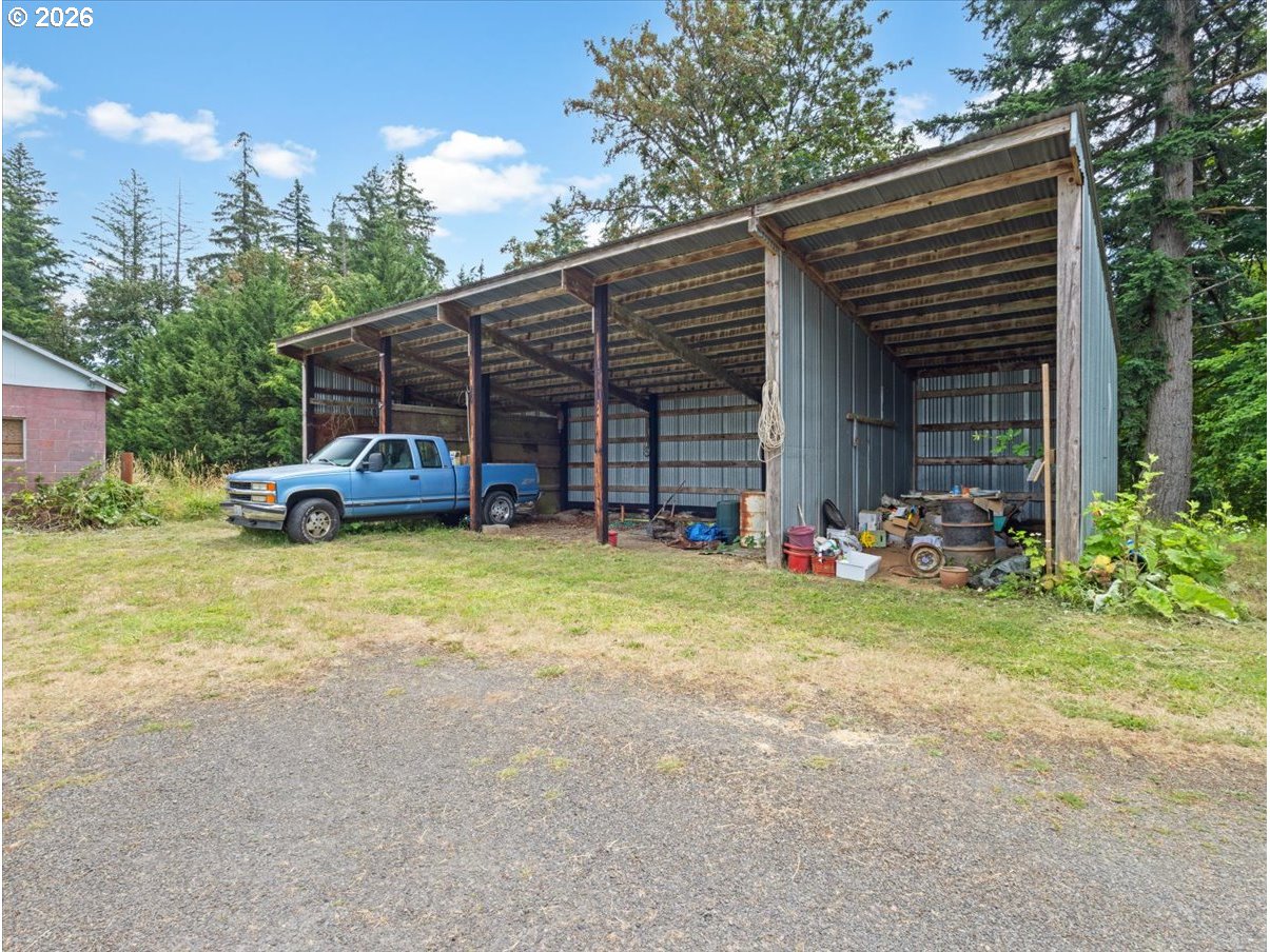 27214 Ne Robinson Rd Property Photo 15